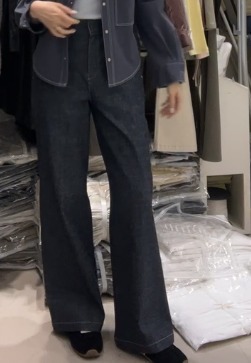 2B6021 超顯高氣質牛仔休閑褲