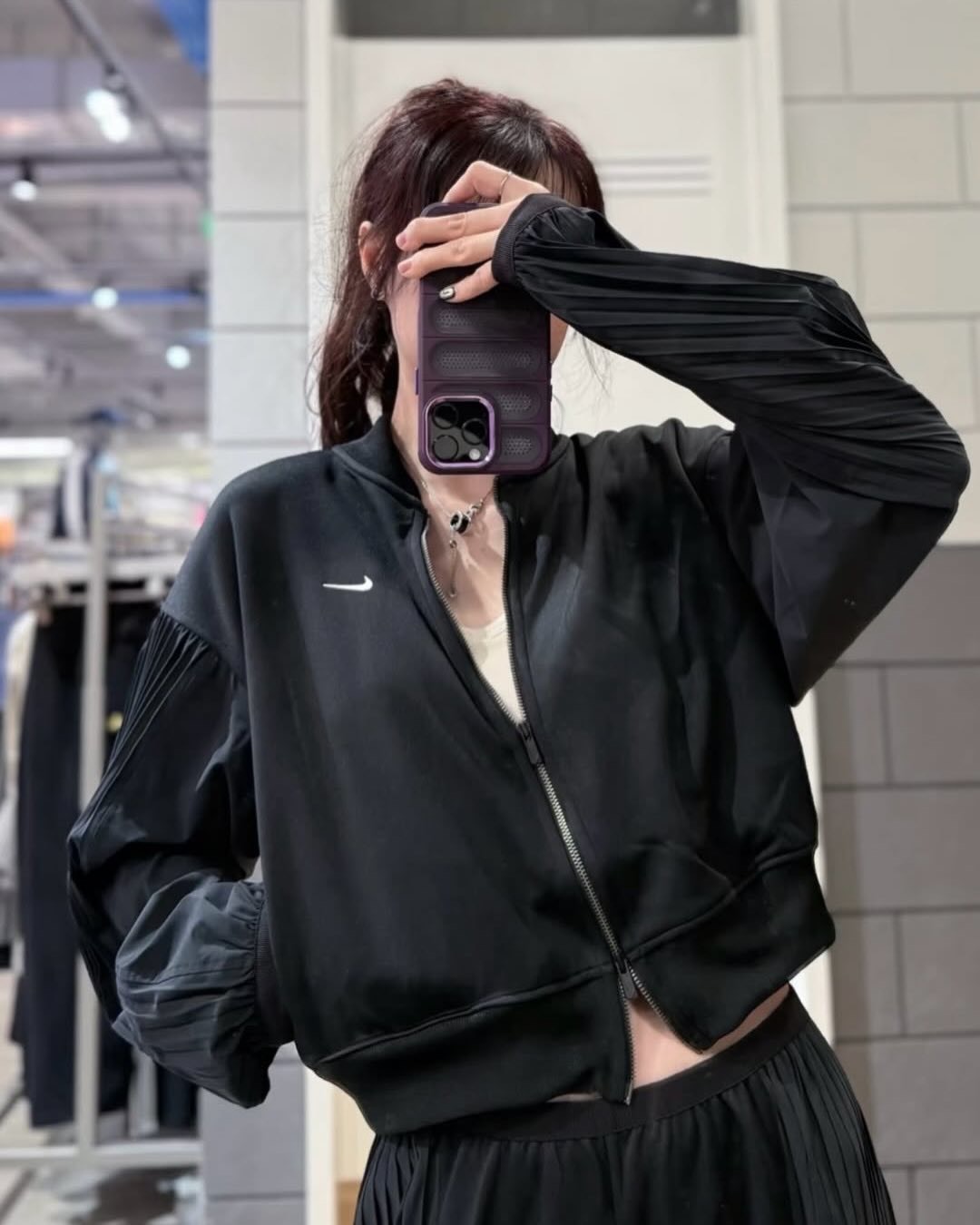 【Luxury】 Nike 2026外套 高級感 光澤感 面料 百褶設計袖子 NIKE運動外套 皺褶外套 三宅風 女生外套 IQ0437-133
