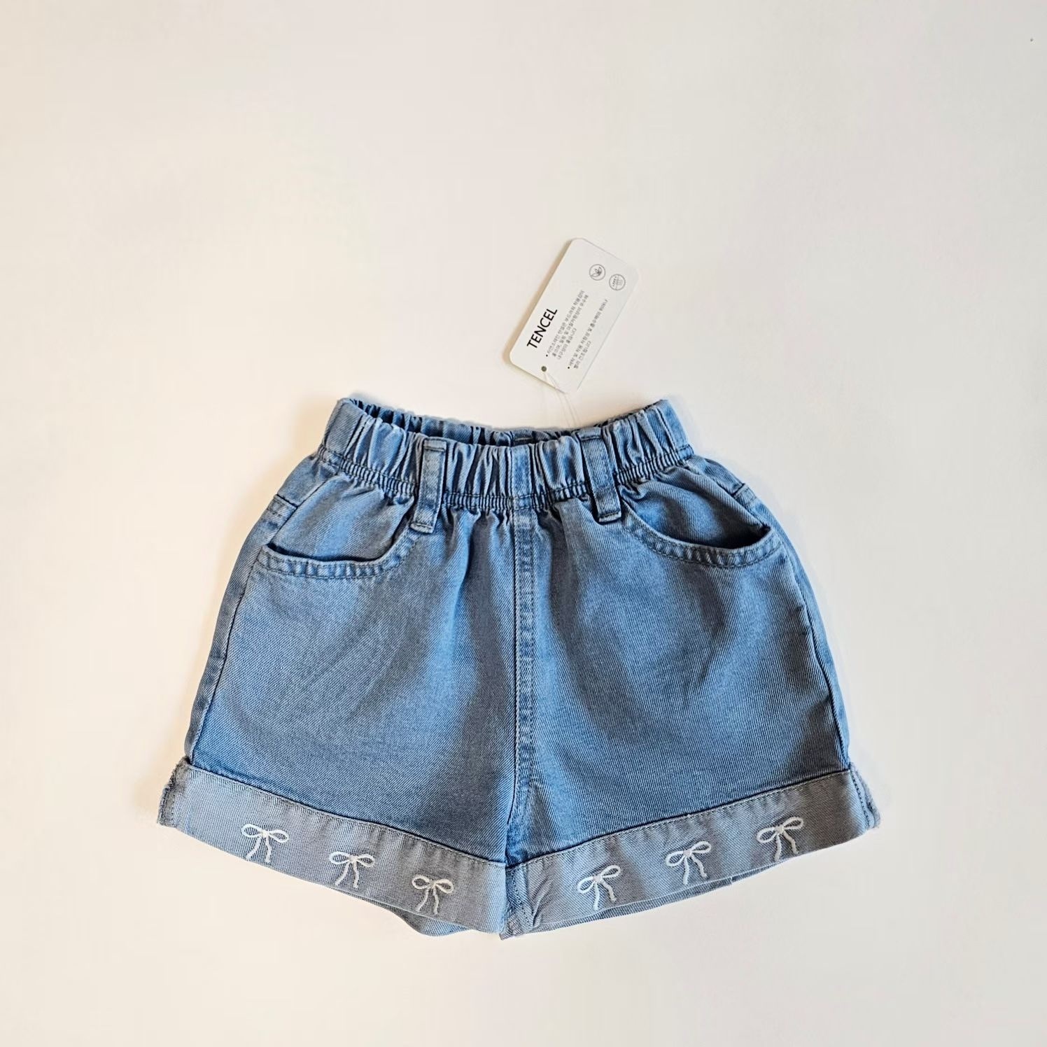 1st.Blue Ribbon Embroidered Denim Shorts
