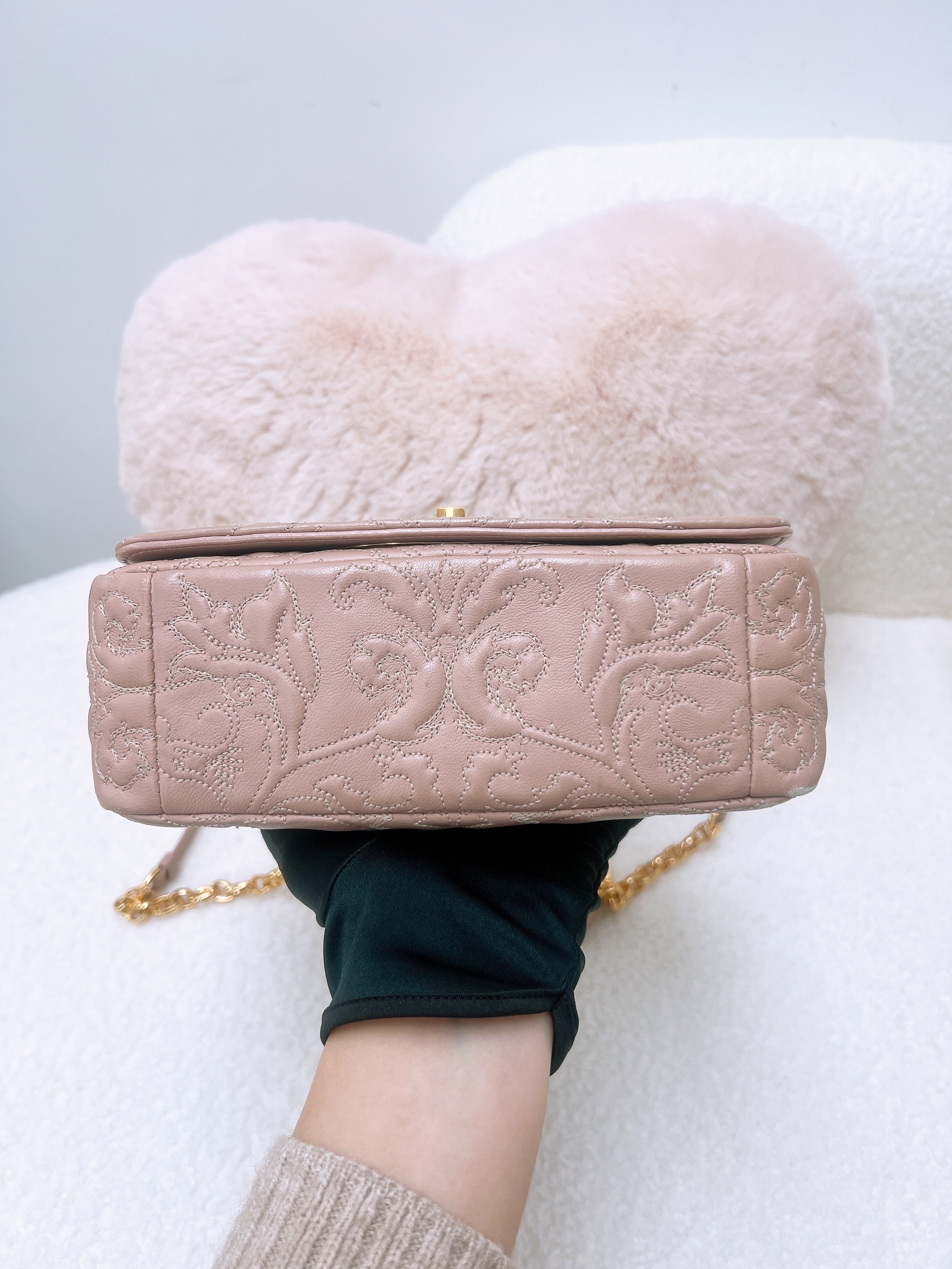 Dior caro small pink