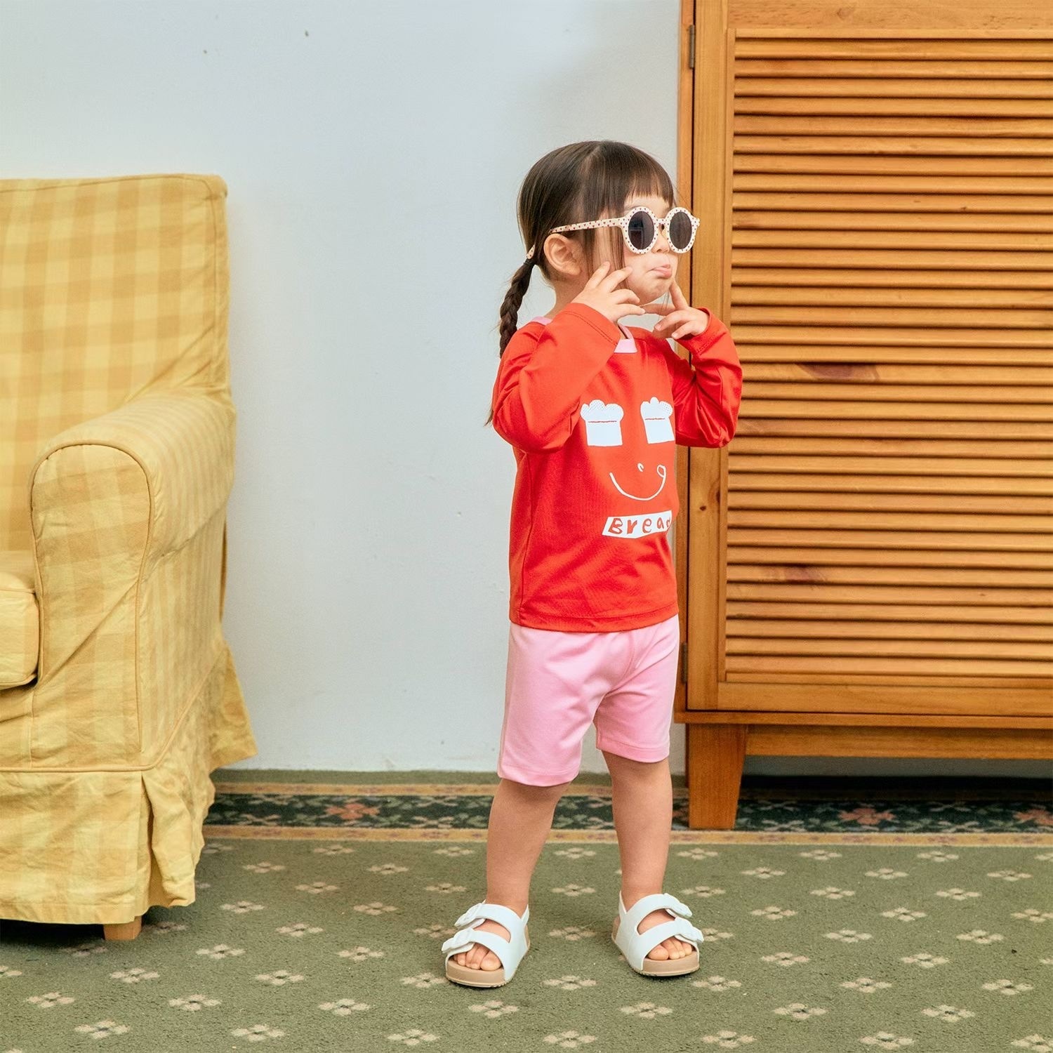 1st.Blue Bread Rash Guard