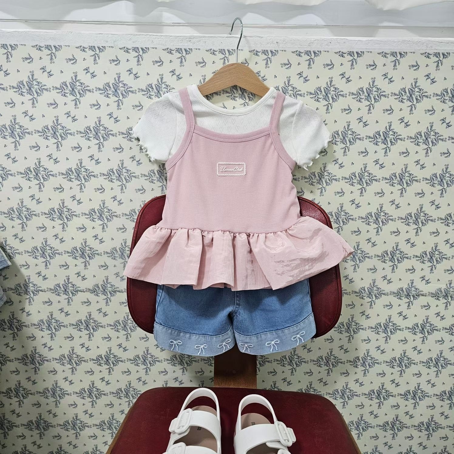 1st.Blue Balloon Vest