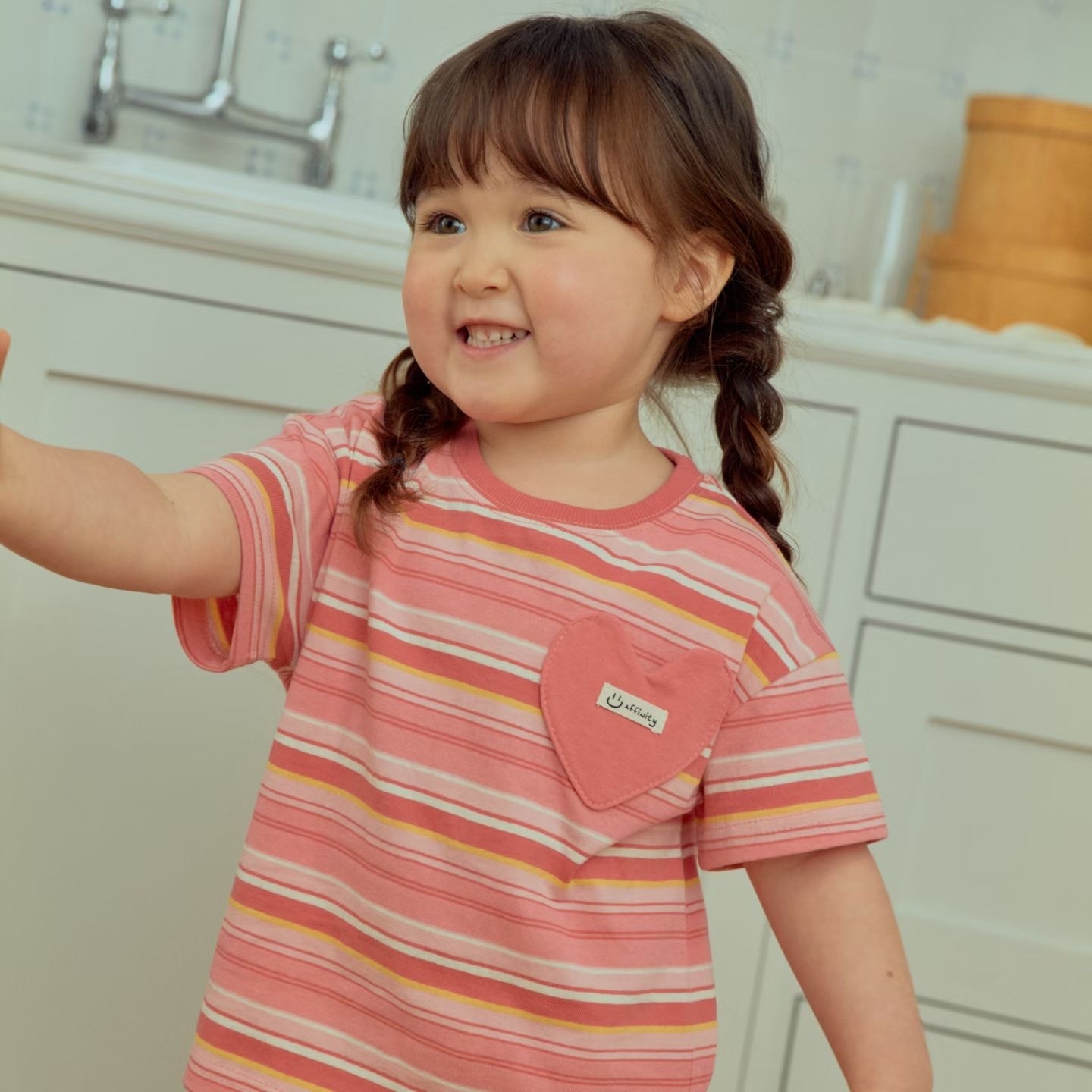 1st.Blue Heart Pocket Striped Tee