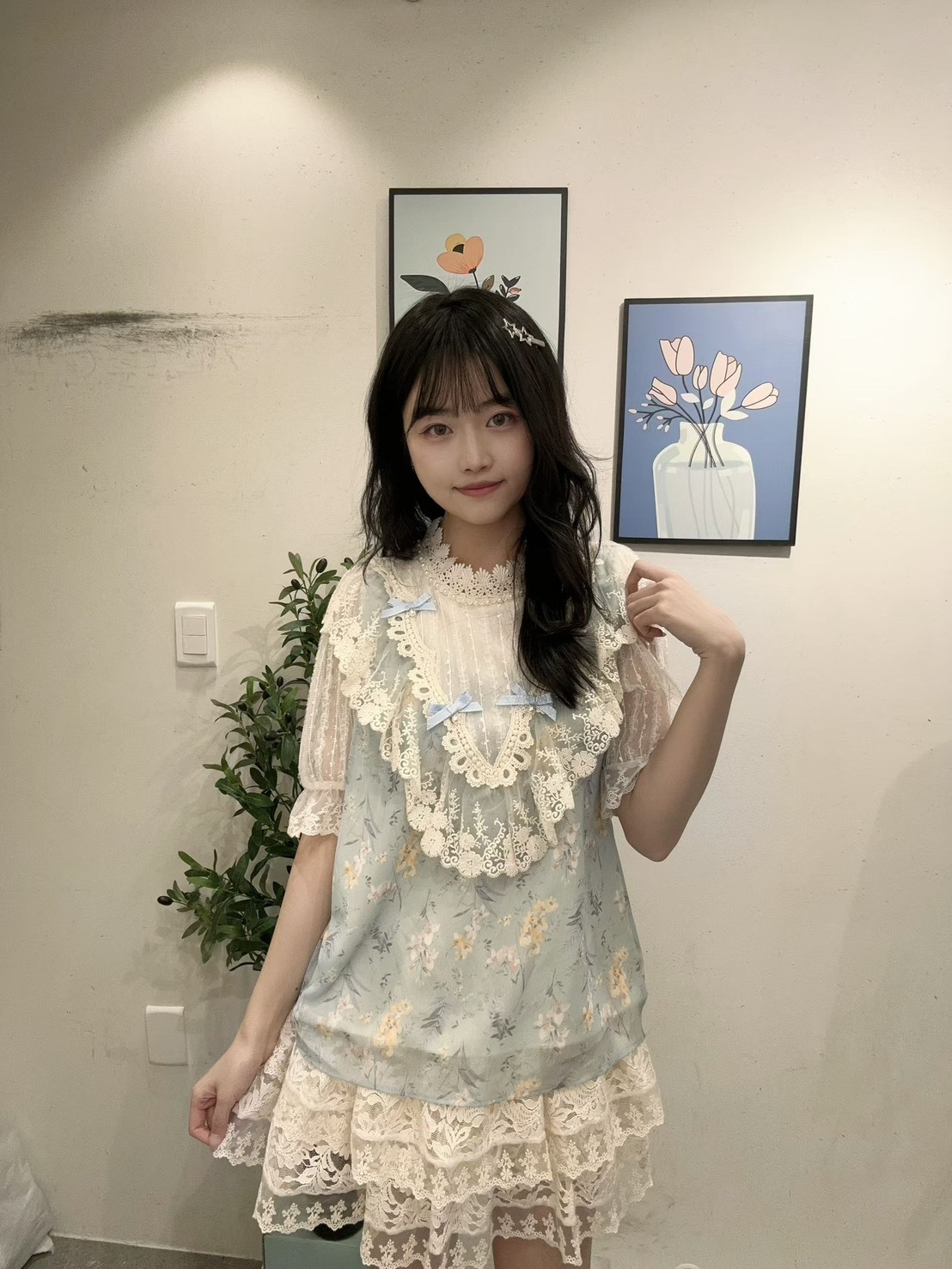 華麗蕾絲印花上衣