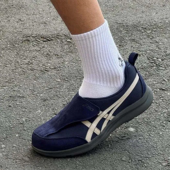 Asics Wellness Life Walker 四色預訂