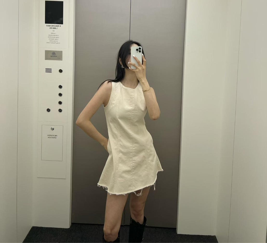 削肩不收邊無袖洋裝