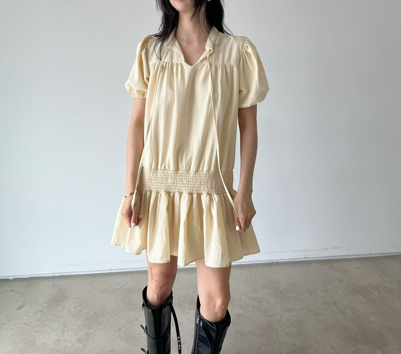 短袖飄帶束腰短洋裝