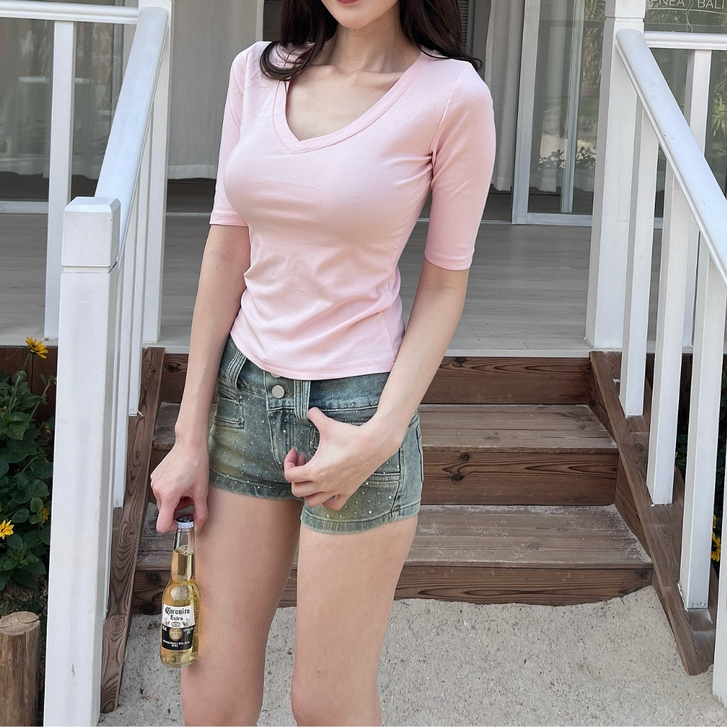 【慕斯打底】DOMISS七分袖V領紙片人上衣-3色 短袖上衣 (現+預)