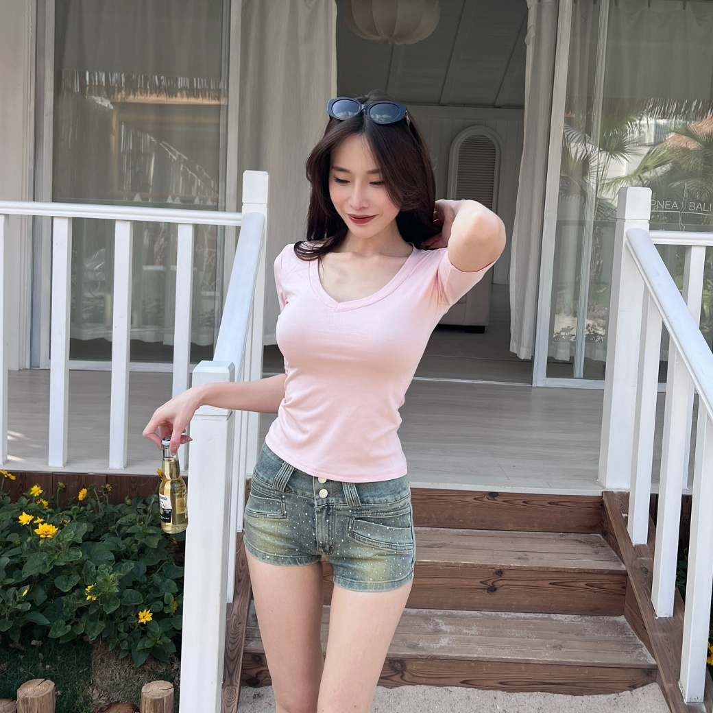 【慕斯打底】DOMISS七分袖V領紙片人上衣-3色 短袖上衣 (現+預)