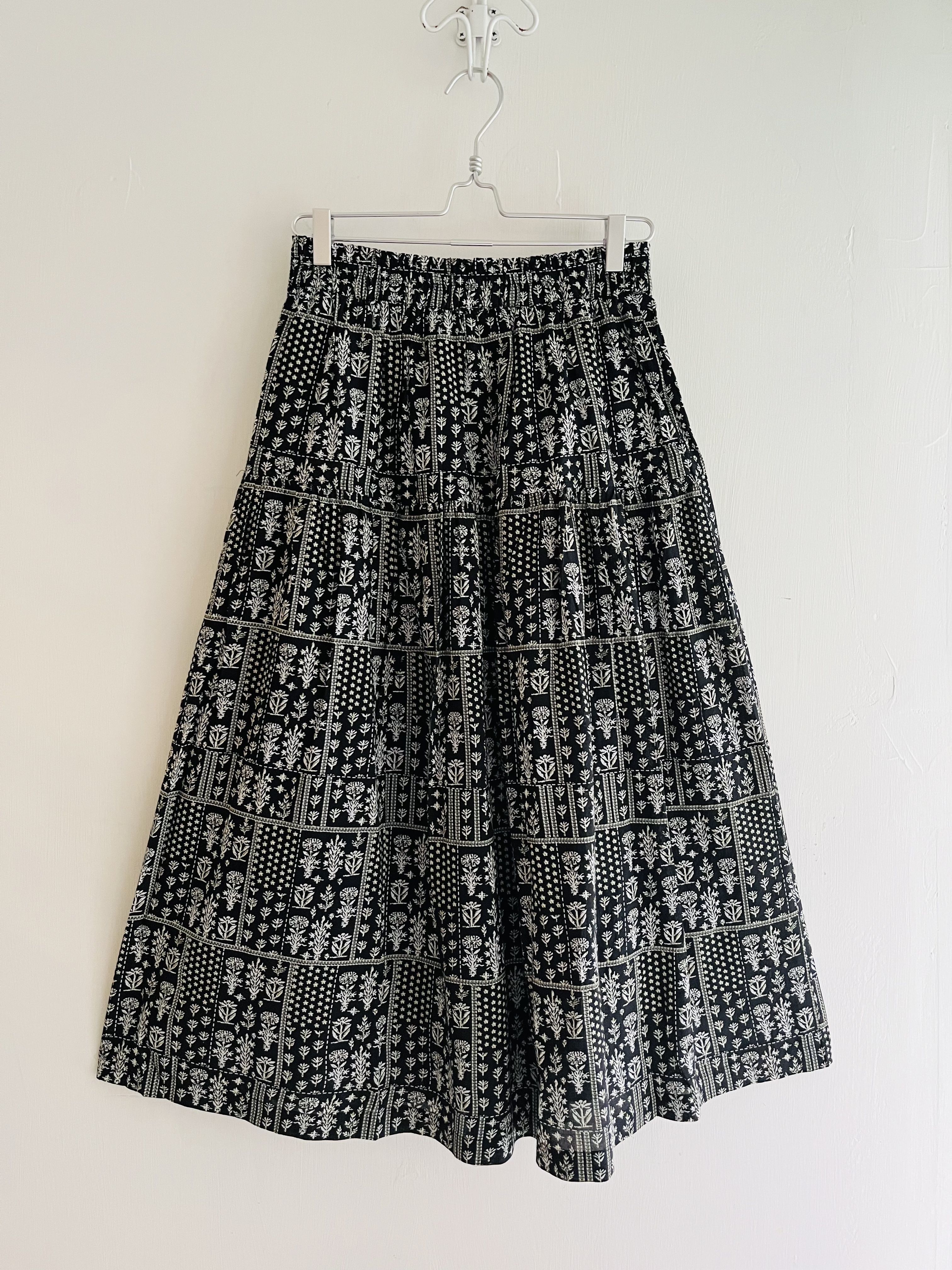 m.m.o.藍色碎花全橡筋裙