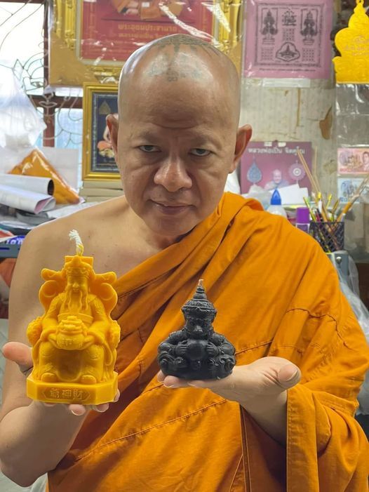 泰國🇹🇭 龍婆本廟 補財庫 點蠟燭 法事祈福 開運財運儀式