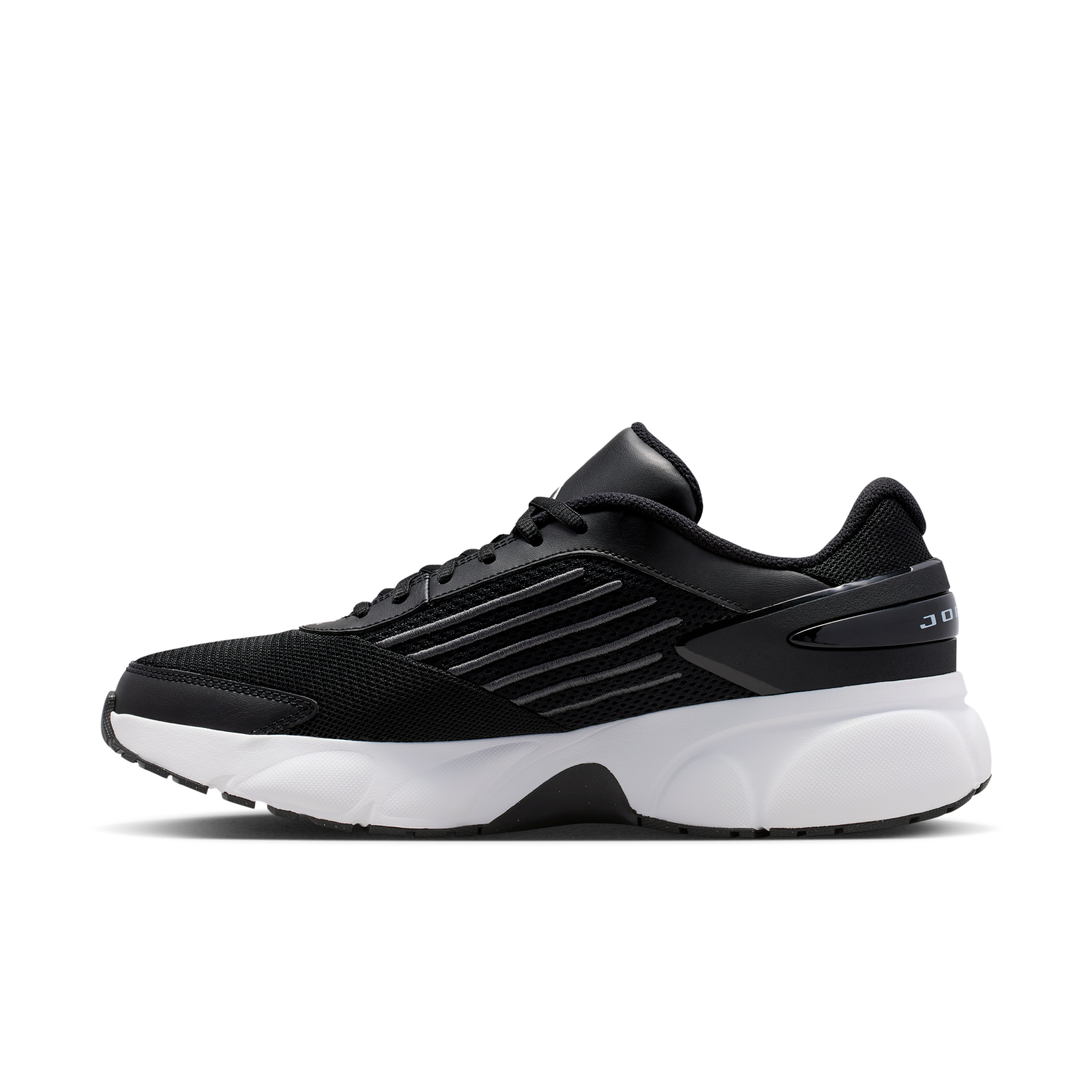 男鞋 NIKE JORDAN TRUNNER FLOW 黑白色 網眼 緩震 喬丹 支撐 運動鞋【IO2091-003】