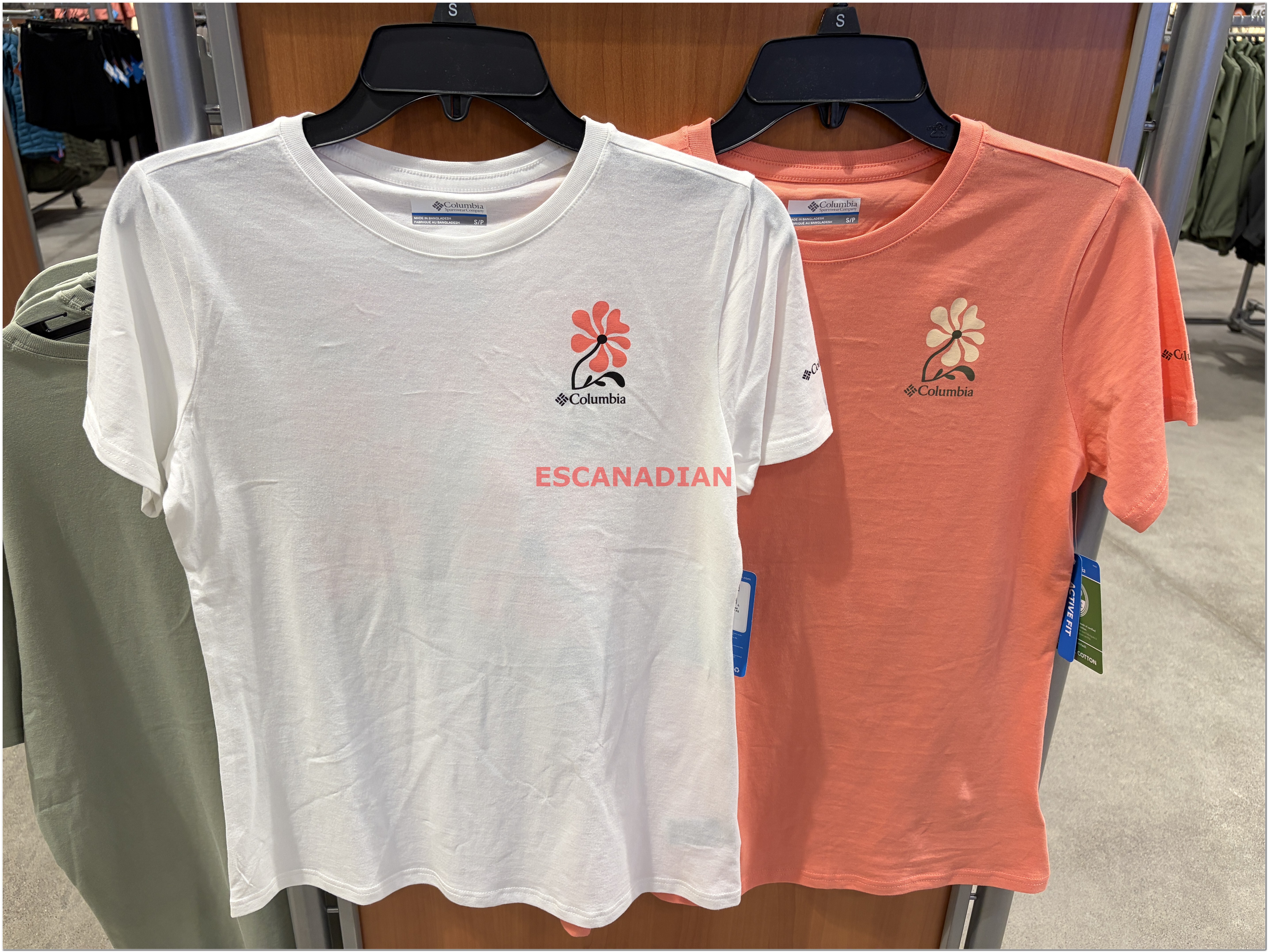 【限時】Columbia  女大人 有機棉 花卉 正反圖案 短TEE (2色)