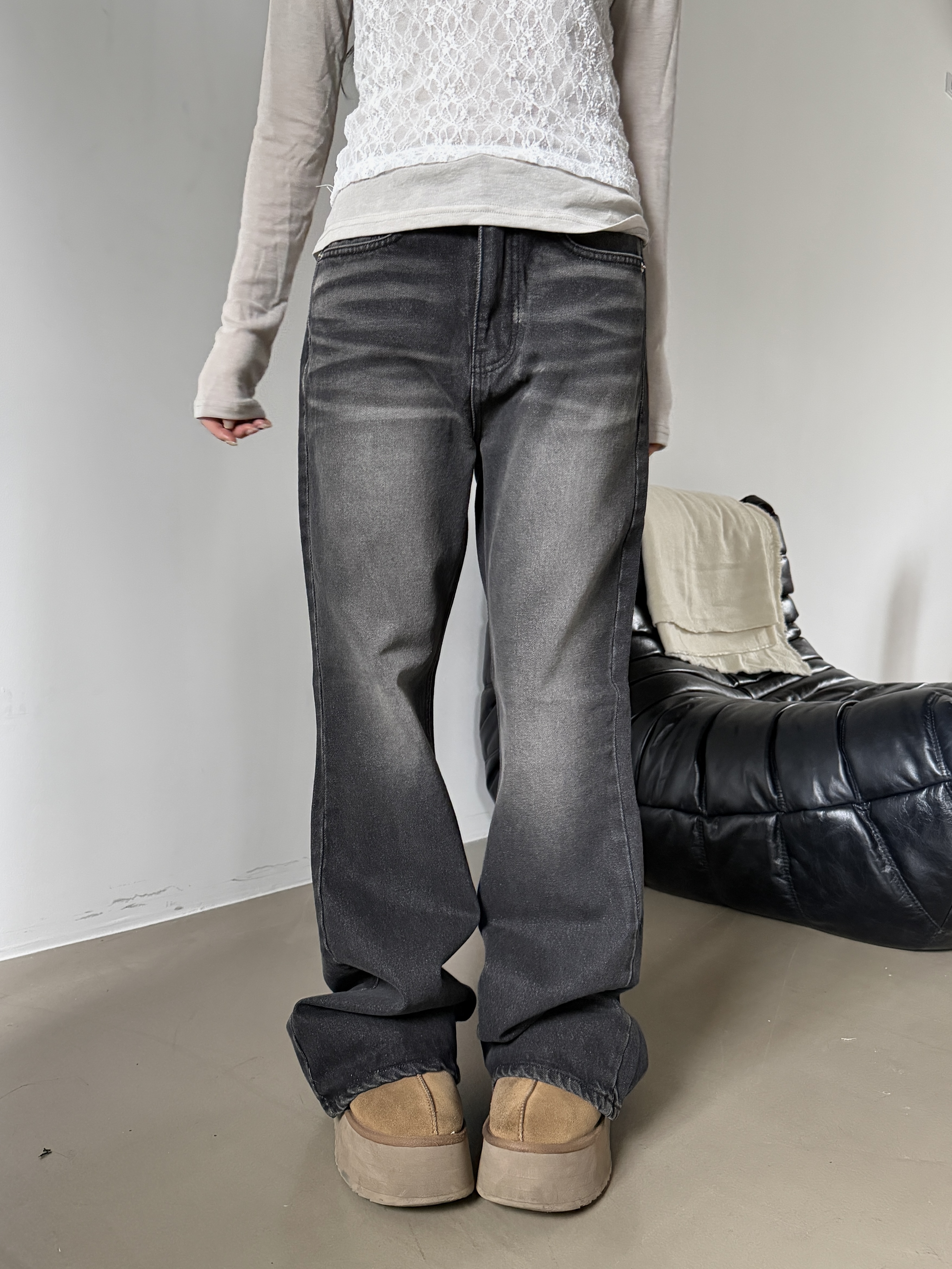 水洗丹寧 修身長腿 落地喇叭褲 牛仔褲