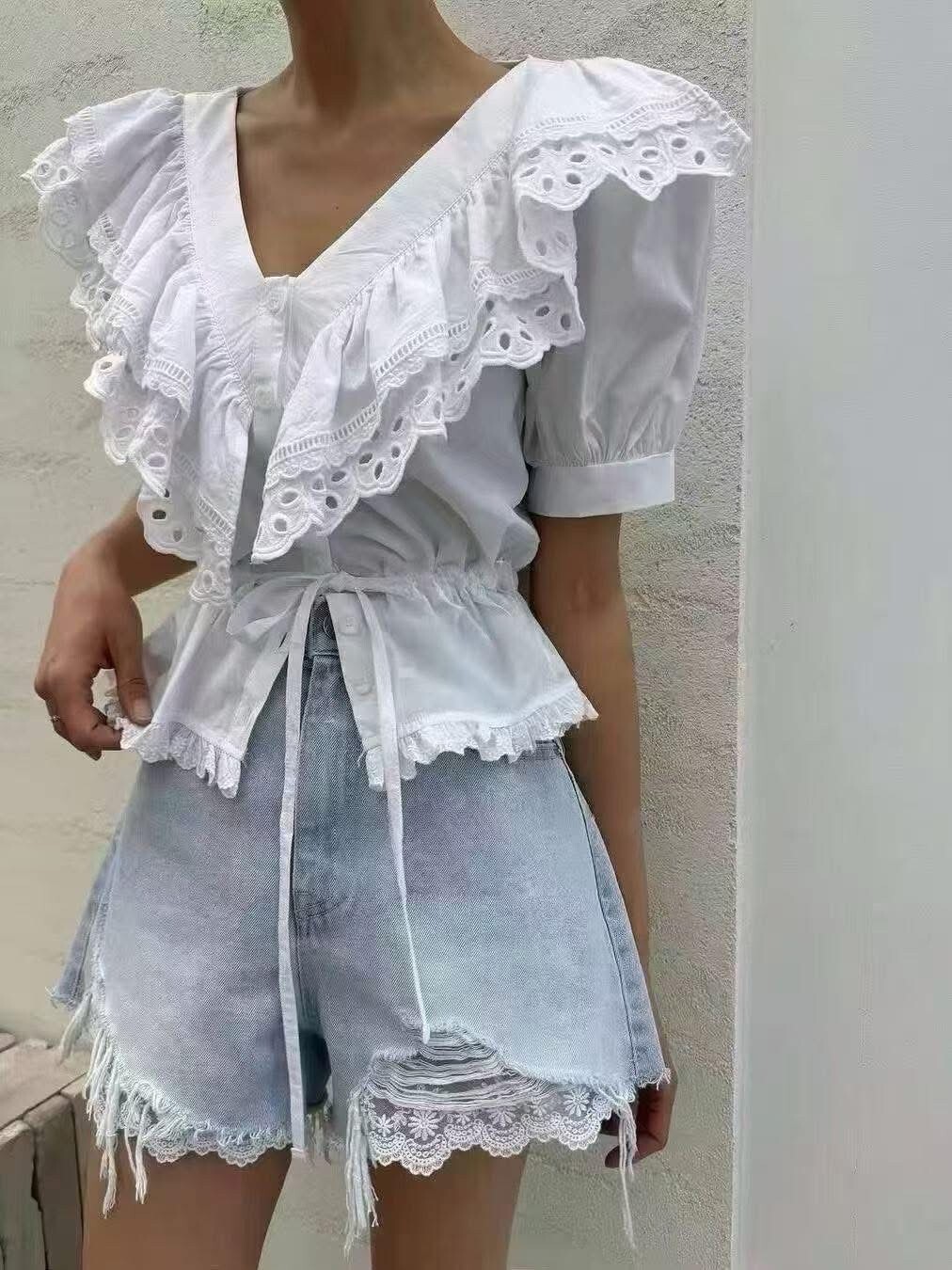 0172-高腰接蕾絲牛仔短褲