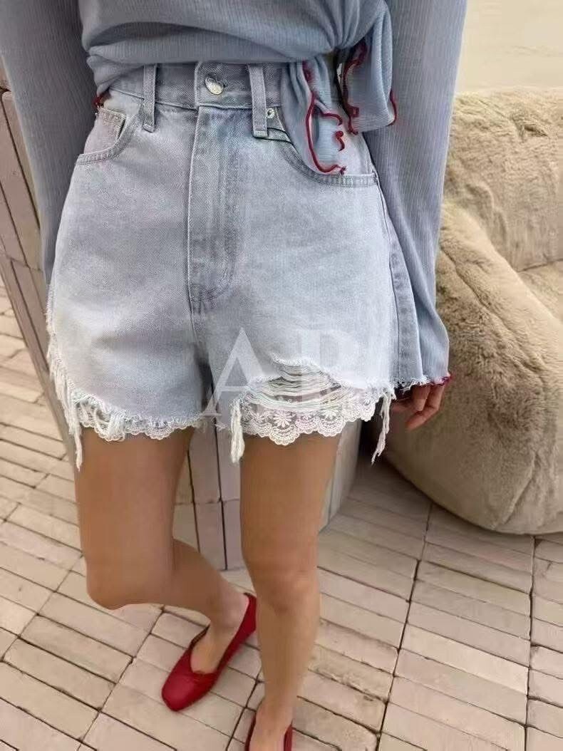 0172-高腰接蕾絲牛仔短褲