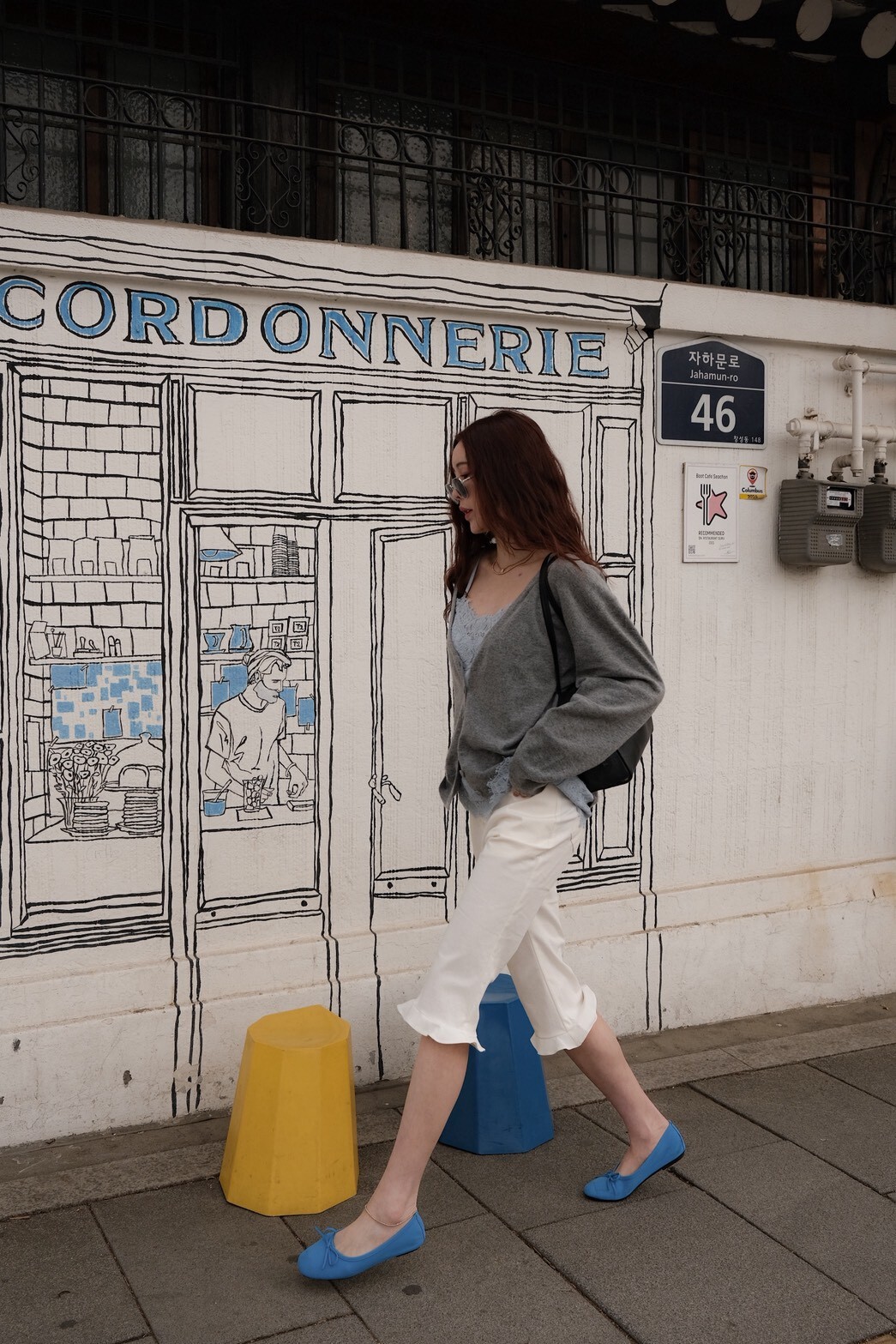 #AF44荷葉造型馬褲(黑/白)