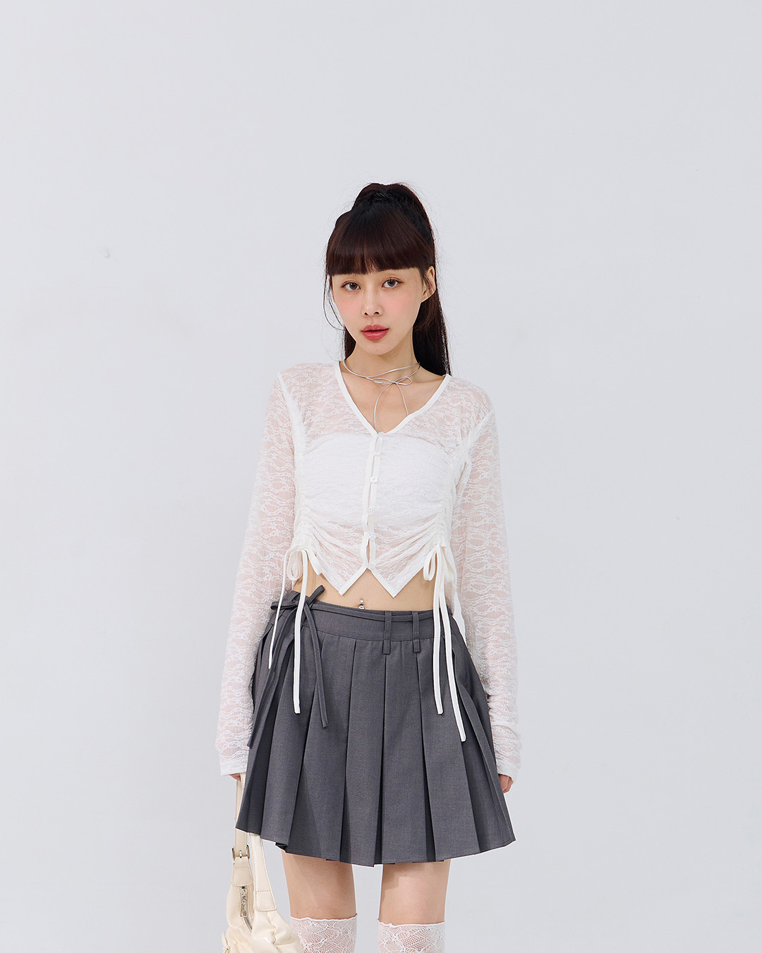 蕾丝镂空短版抽绳开襟上衣 两色售【02071698】现+预