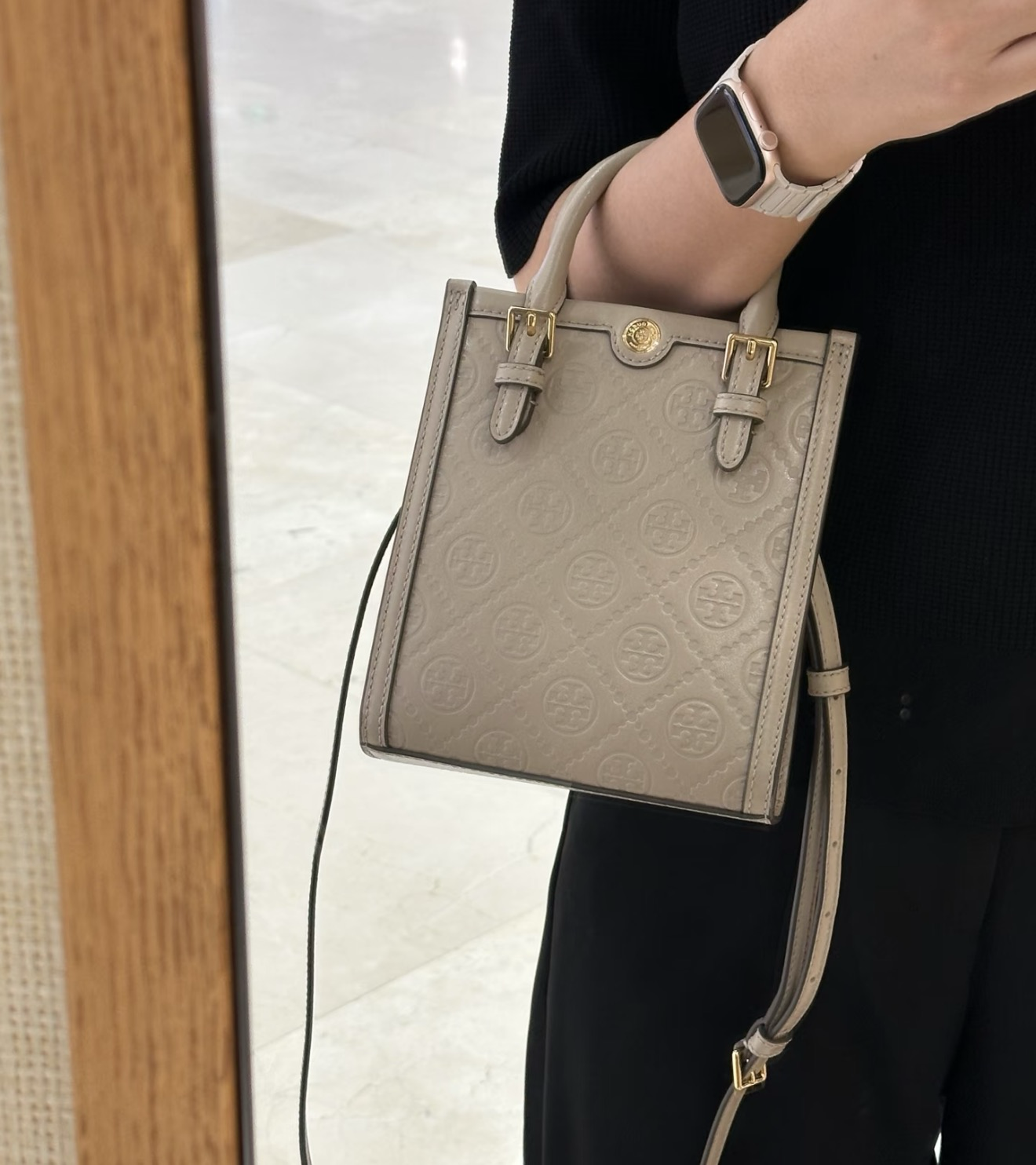 ❰ 香港現貨 ❱ Tory Burch T-Monogram Leather Mini Tote