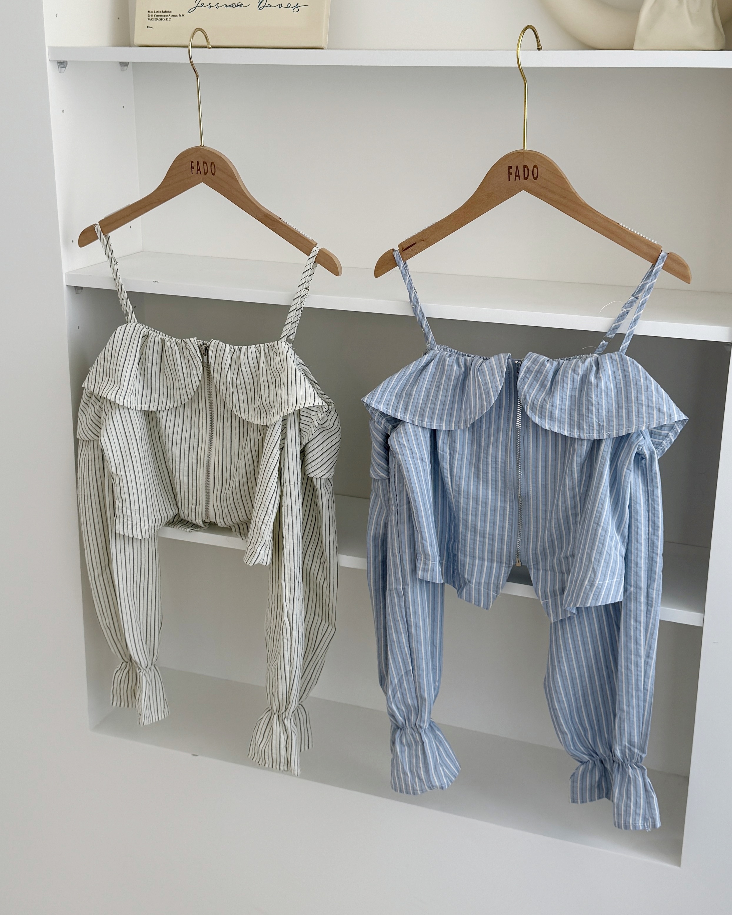 法朵Fado shop｜海鹽微甜💙一字領條紋上衣 2505001 兩色