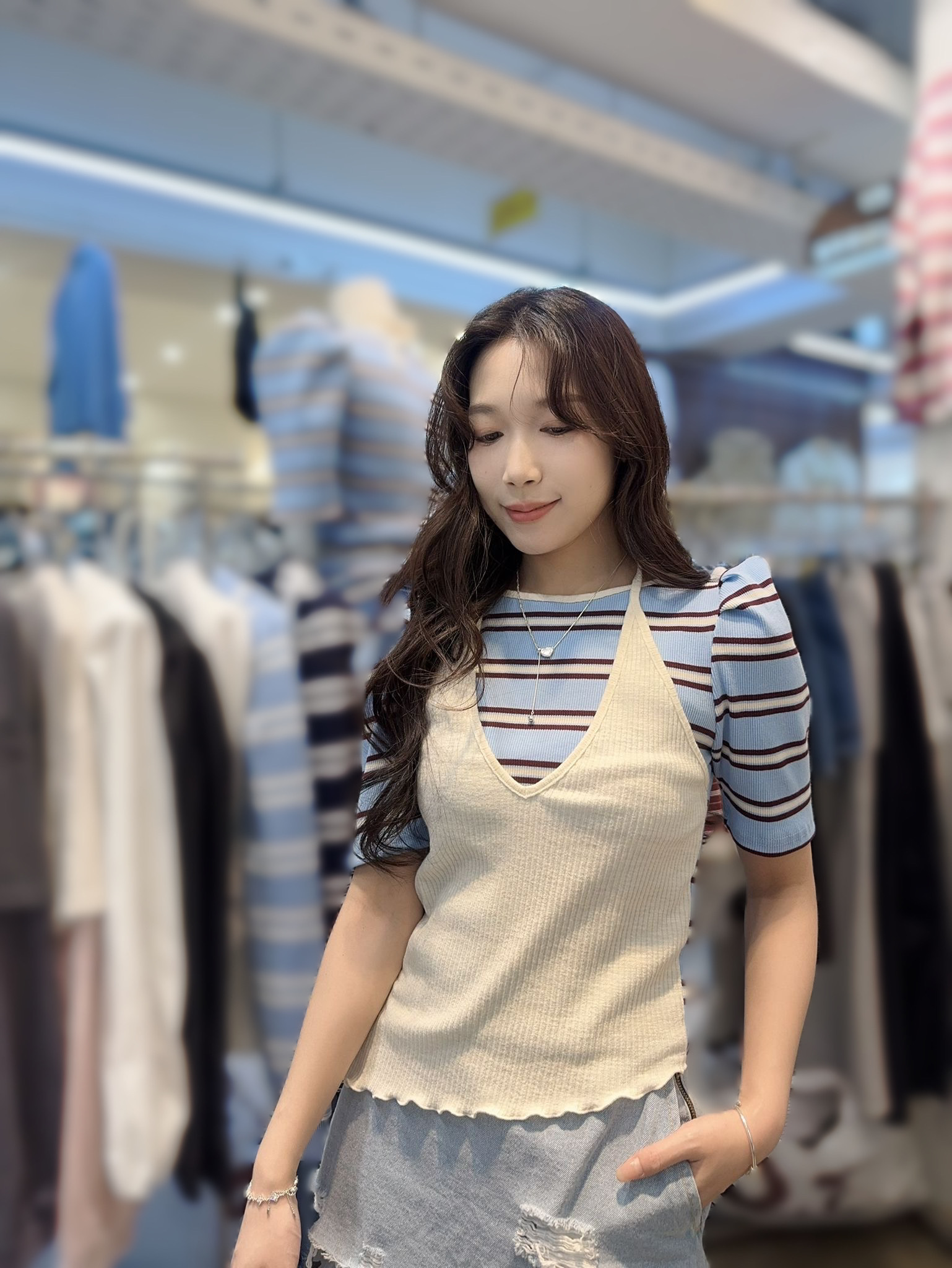 BL01 胸 36-46長 21.5$409 (一口價)