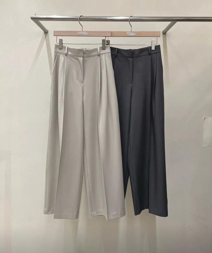 ME07  橡根褲 腰 26-33 HIP 48 長38.5  $499 (一口價)