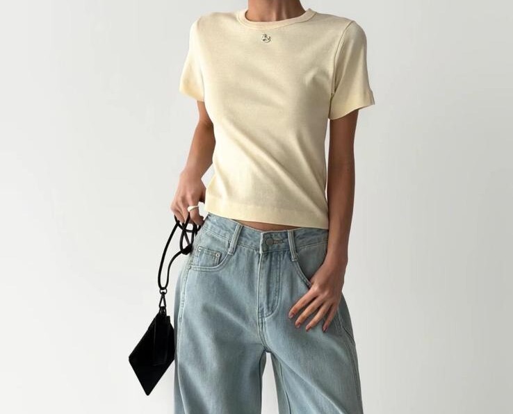 ME08 胸 35-46 長 20 $369 (一口價)