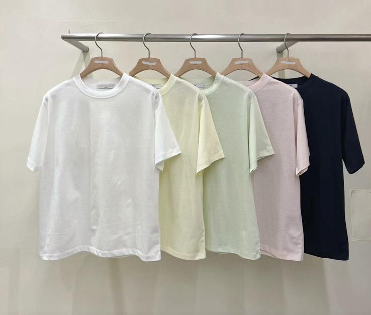 ME14 胸 44 長 23 $359 (一口價)