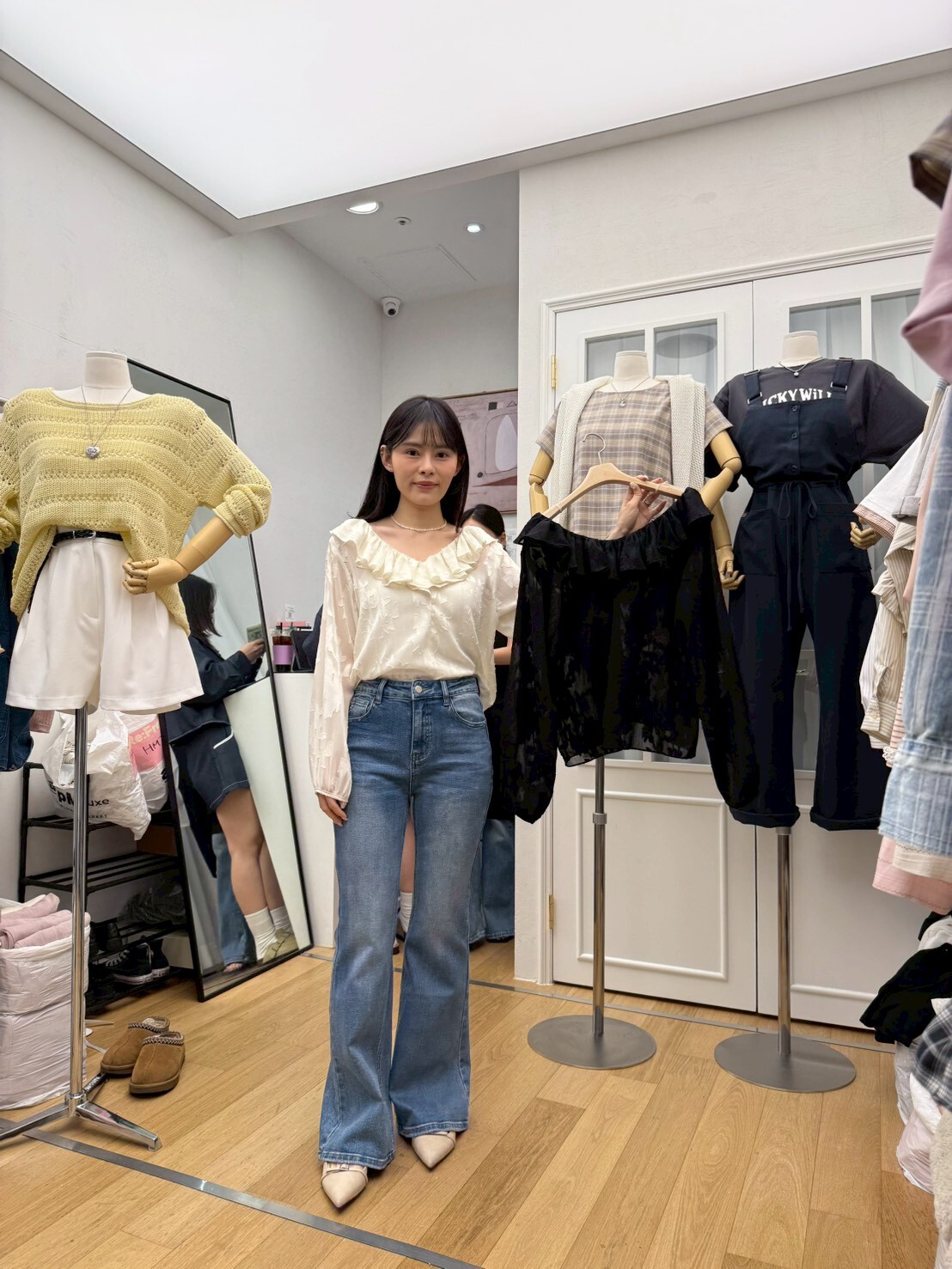 RF6004 宮廷荷葉領蕾絲上衣