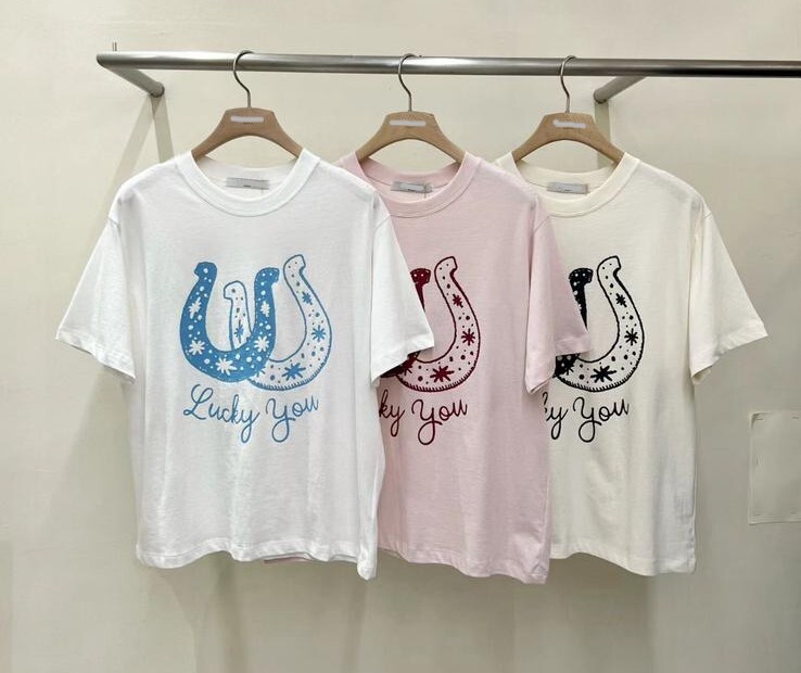 ME26 胸46  長23   $369 (一口價)