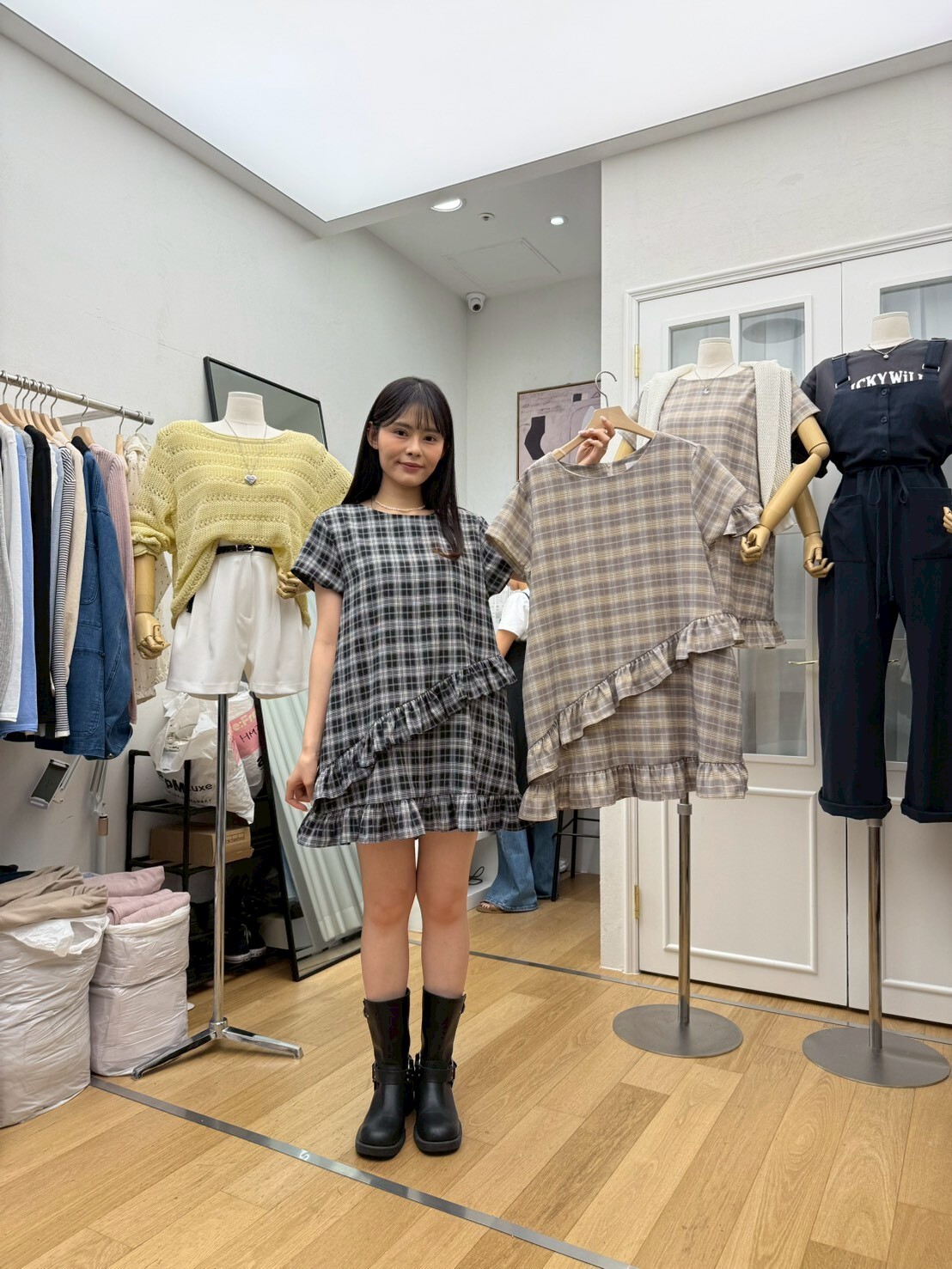 RF6037 不規則木耳邊格紋連身裙