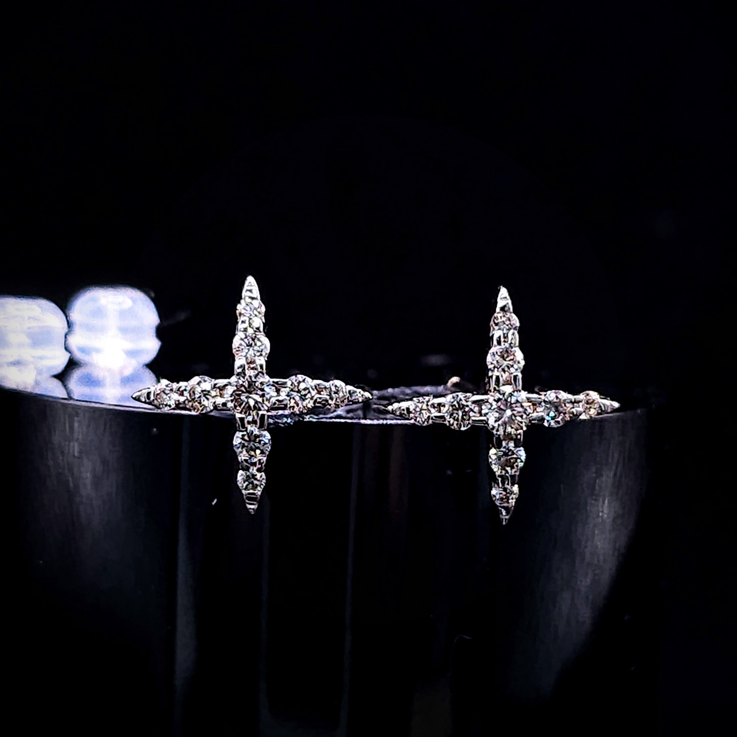 全新18K蘋果木金色40份鑽石耳環