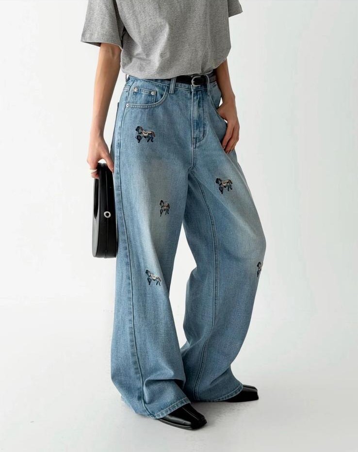 ME35  牛仔褲 👖 S:腰  28 HIP 42 長40  /M:腰 30 HIP 46 長40  /L:腰 32 HIP 50 長40.5  $479 (一口價)