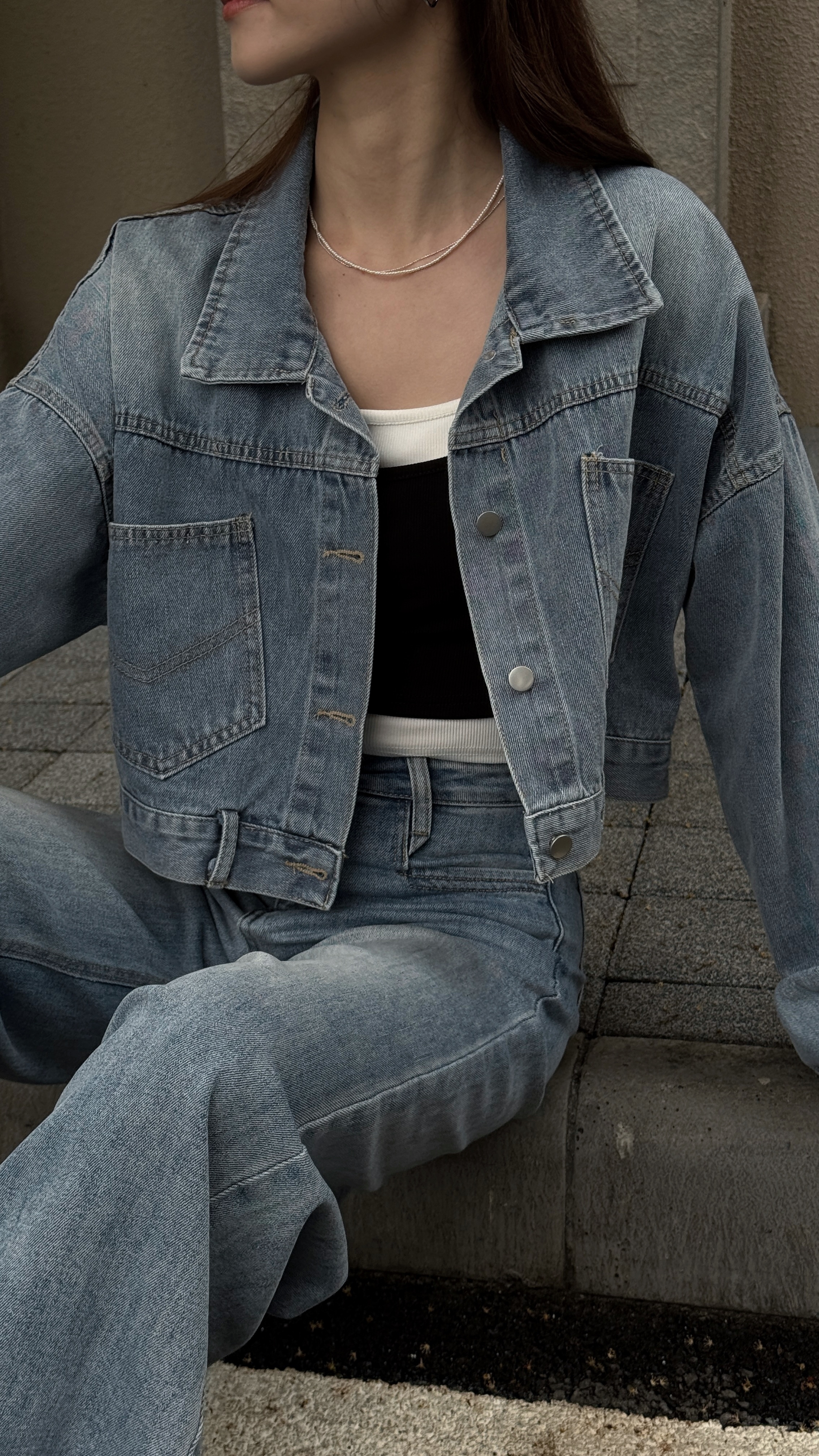 設計感別緻刷色牛仔外套