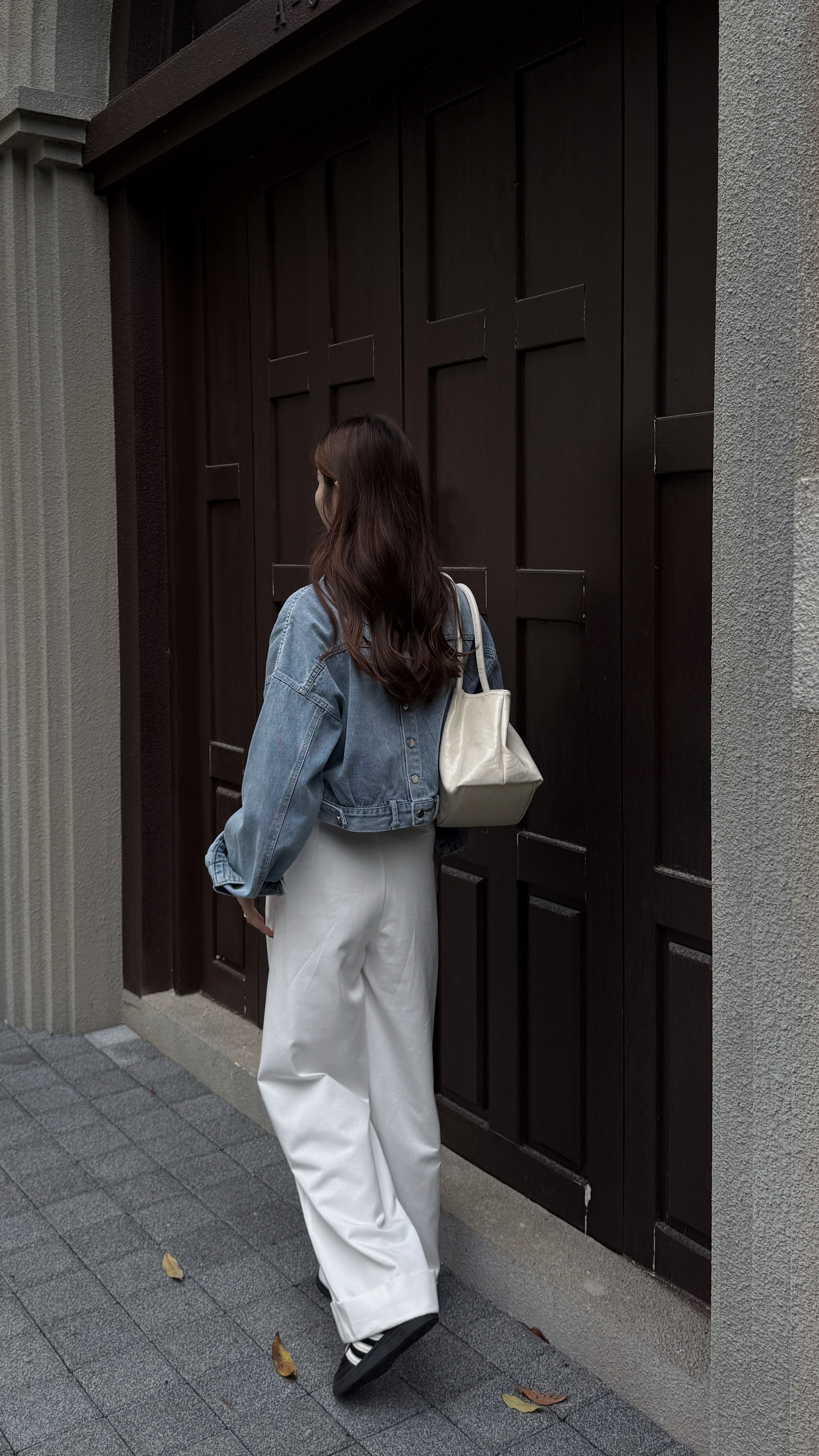 設計感別緻刷色牛仔外套