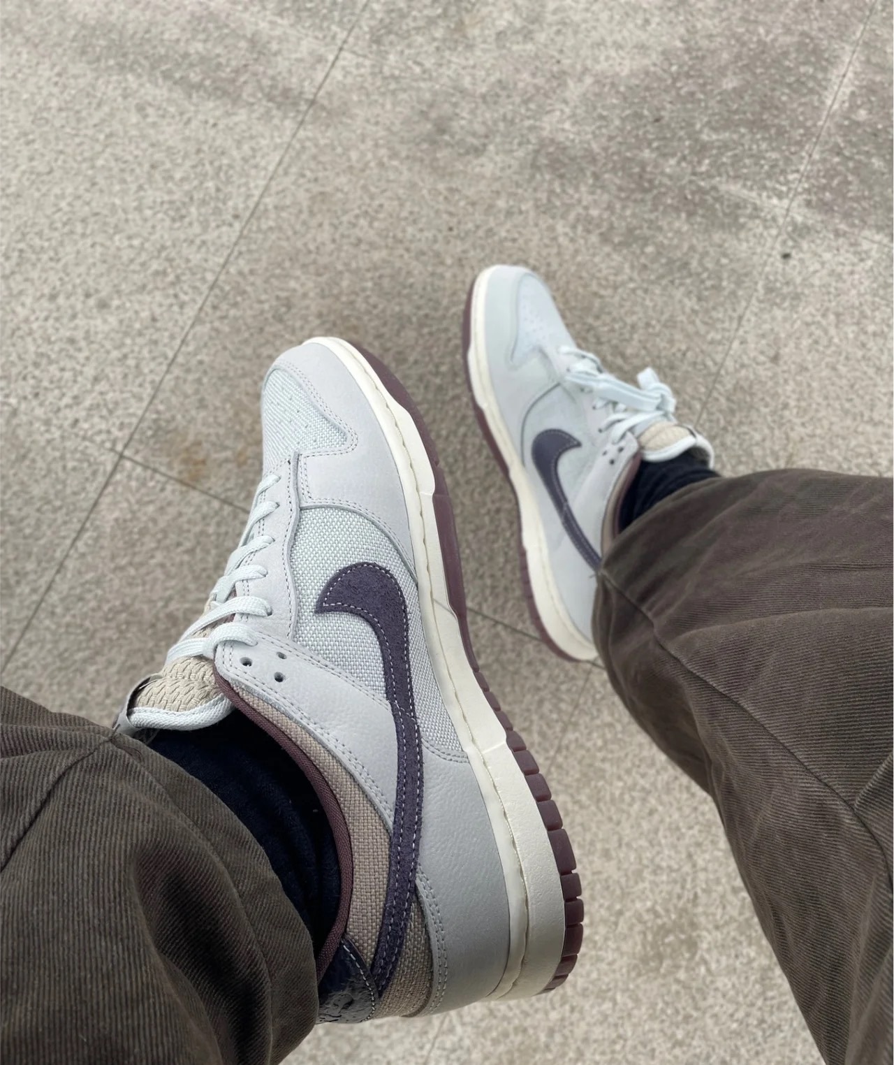 iSNEAKERS｜Nike Dunk Low 酒紅灰 灰 撞色 復古 麂皮 IB6752-100