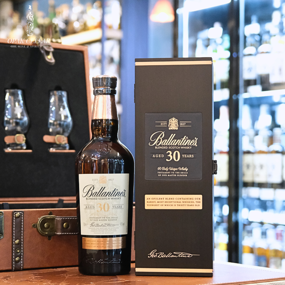 Ballantine's 30 Years Old Blended Scotch Whisky