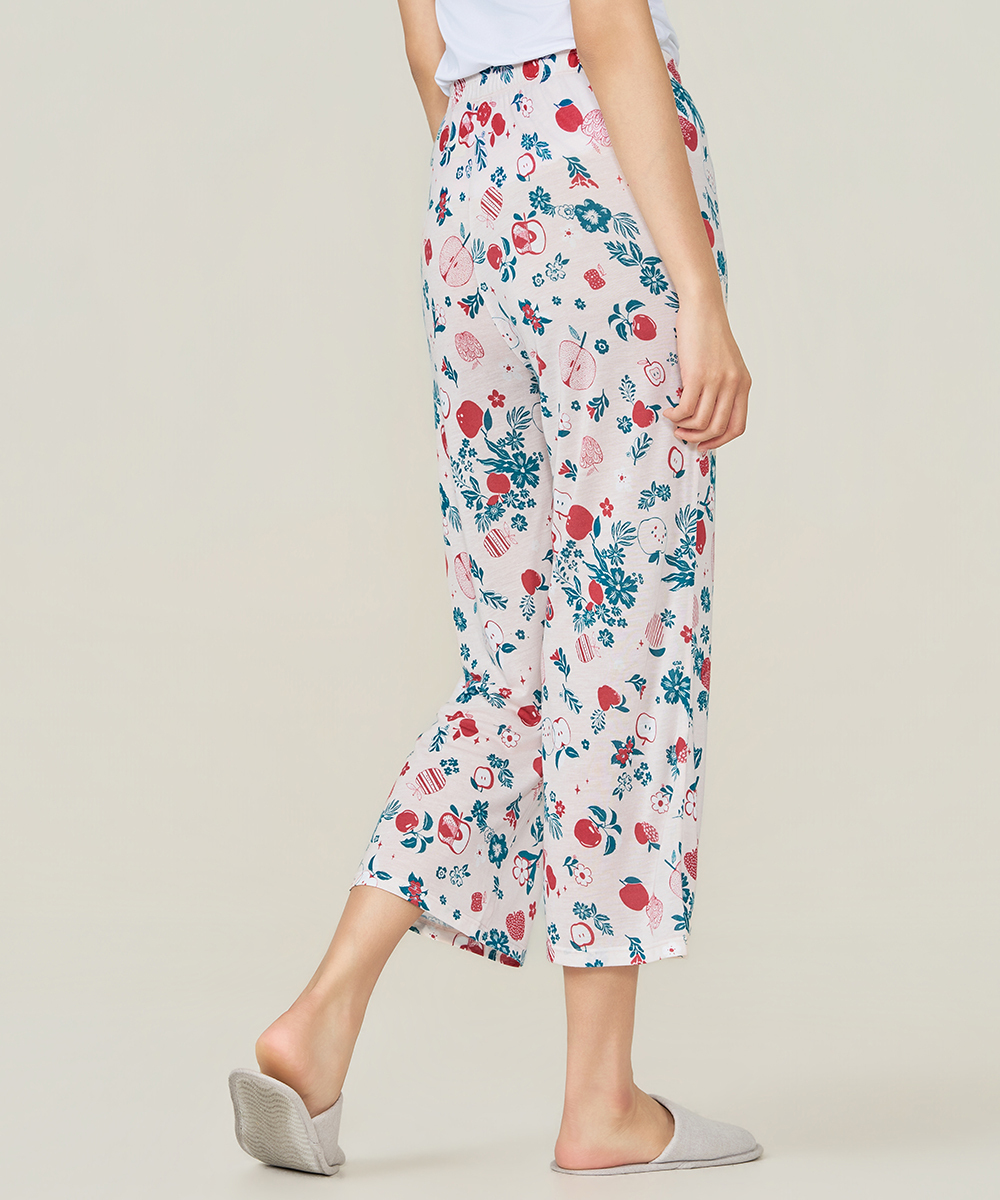 自由空間-天絲印花 細滑柔順女八分褲 UE0G0326