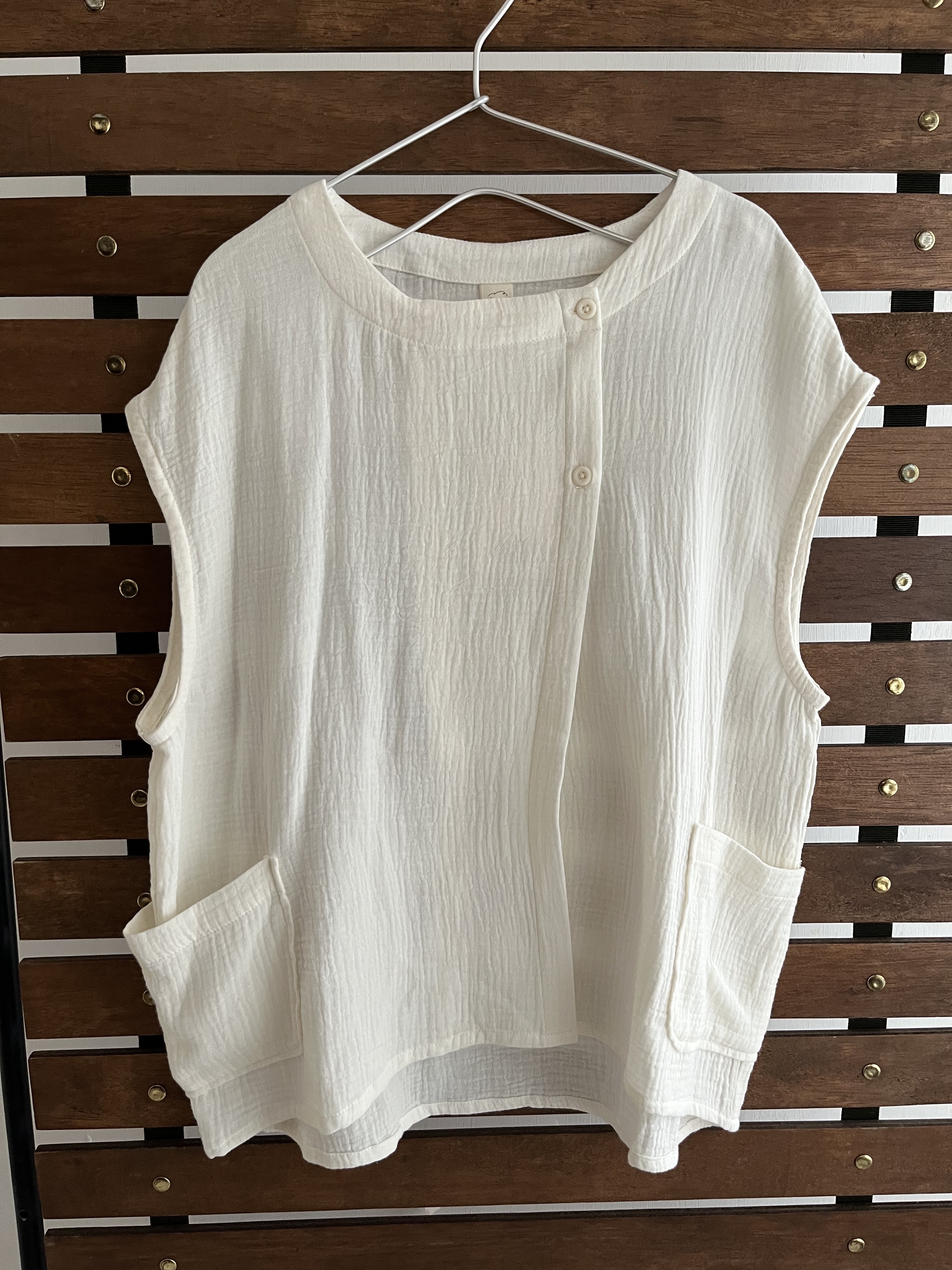 Cloud nine象牙色背心外套