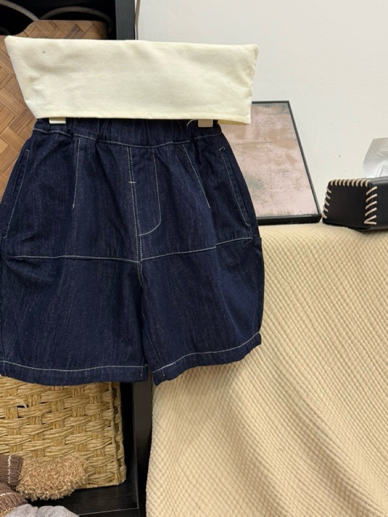 車線百搭牛仔短褲