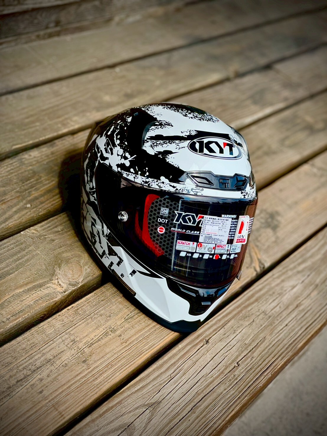 KYT STRIKER 彩繪 #N 白 全罩 亞洲版