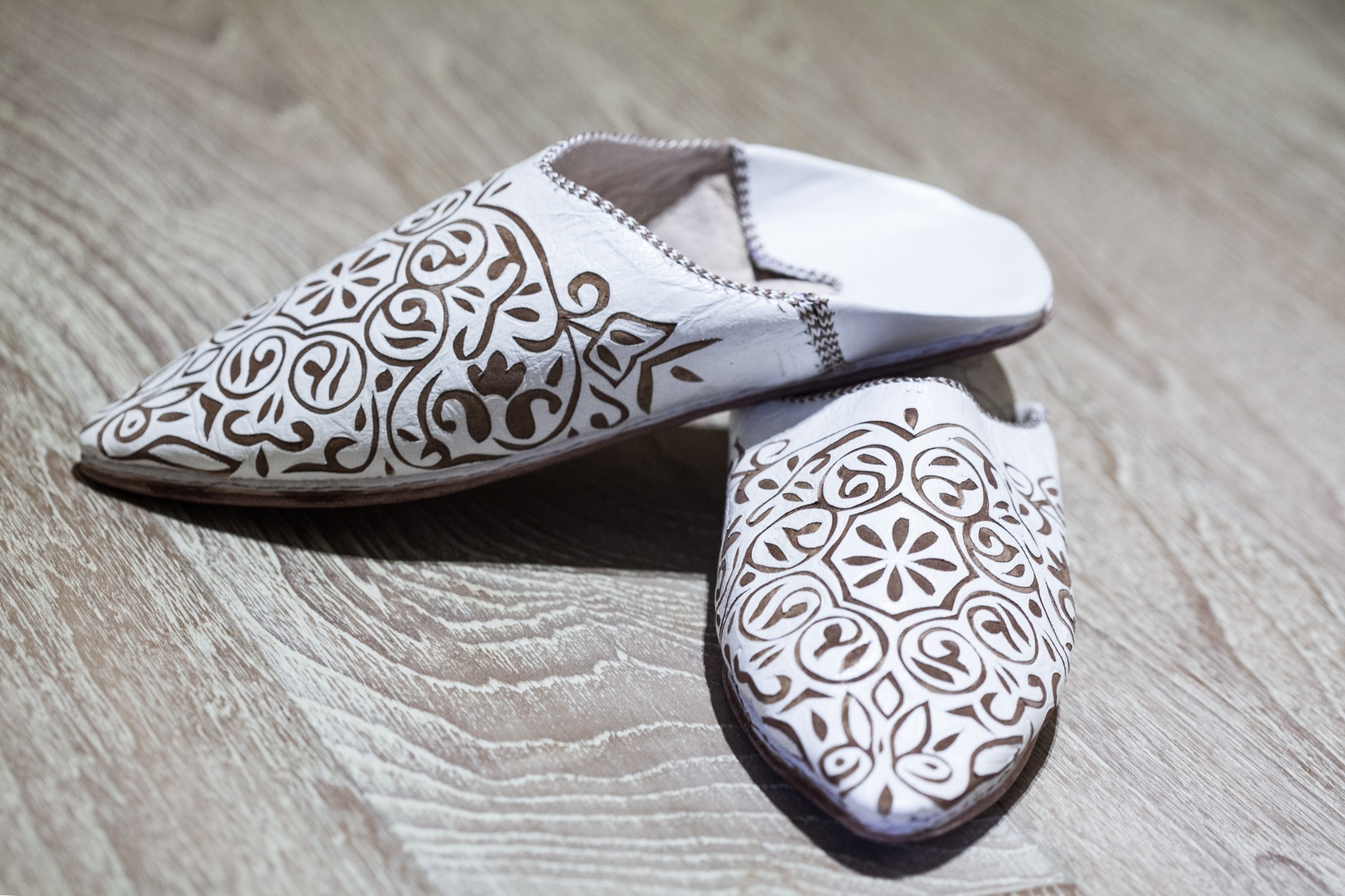 柏柏鞋｜刻紋白 - 童鞋- 尖款｜摩洛哥