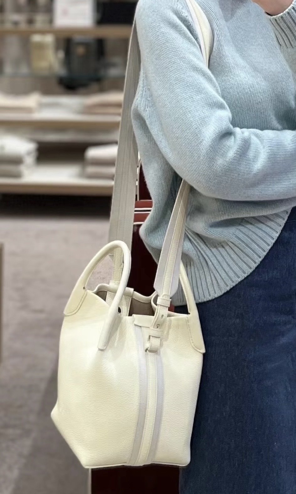 Loro Piana Bale 迷你手袋 奶昔白