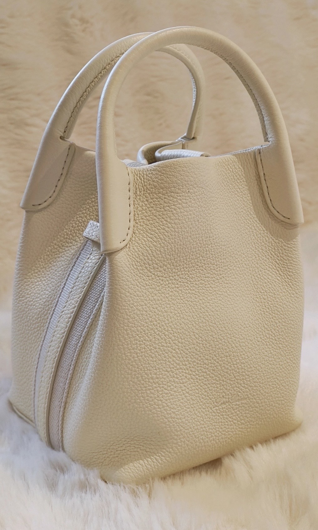 Loro Piana Bale 迷你手袋 奶昔白