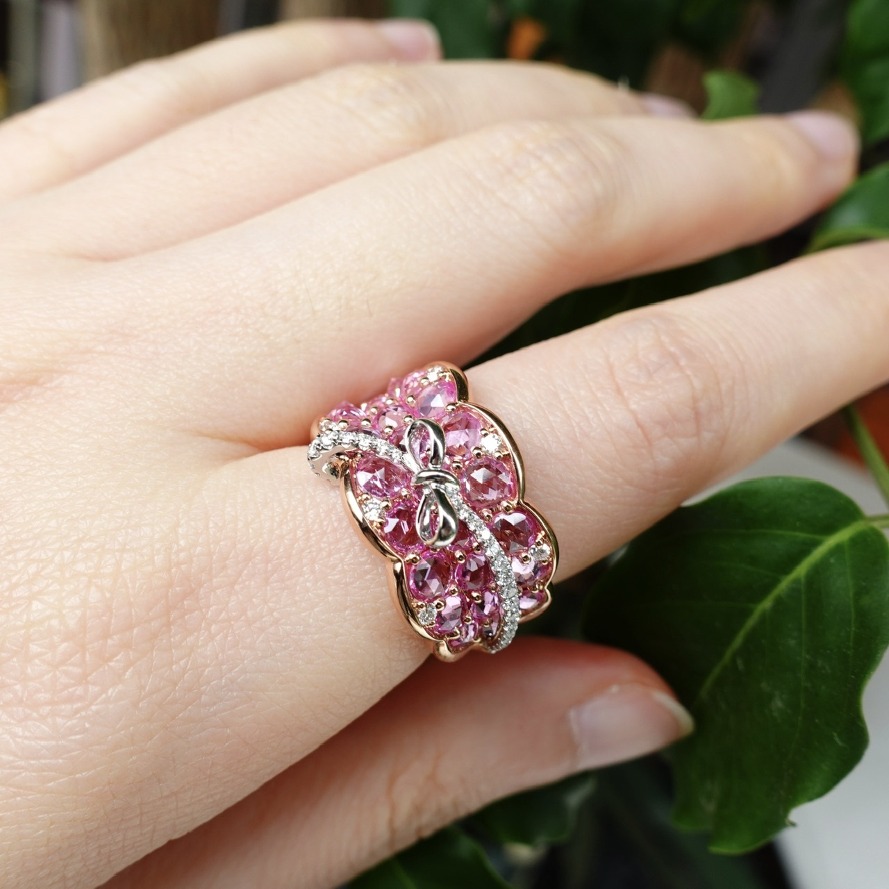 18K雙色金玫瑰切粉紅藍寶石鑽石Cocktail戒指