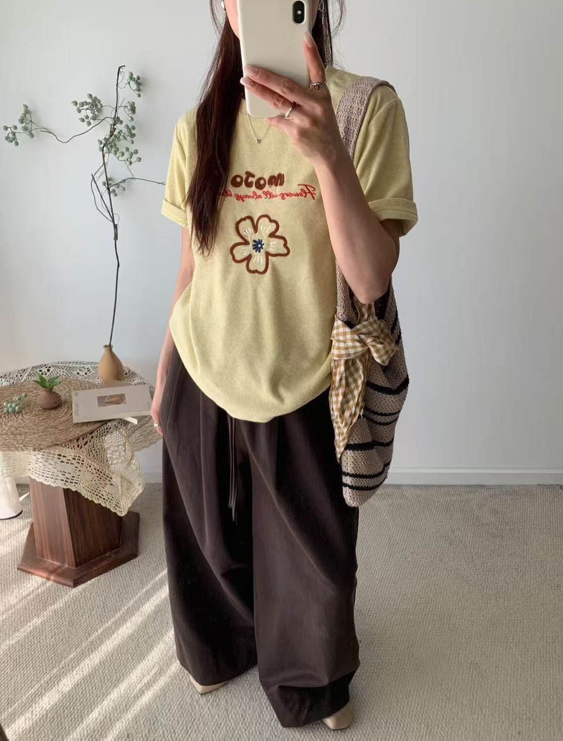 5013-立體花朵柔軟羊絨觸感上衣