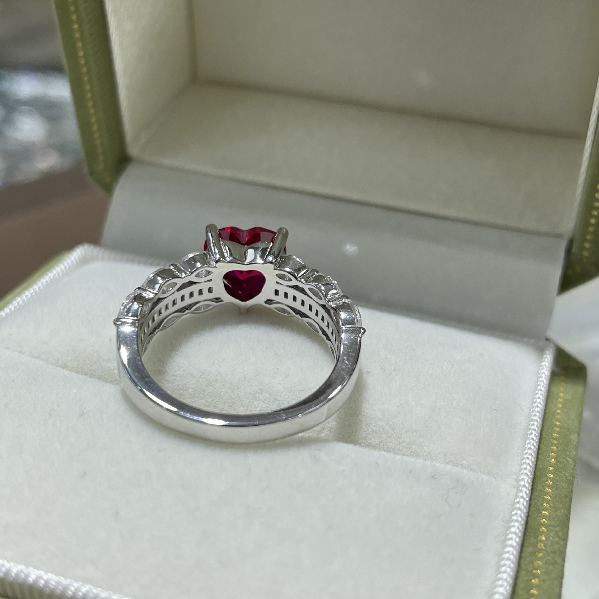 兩卡培育紅寶石心形戒指  GR021