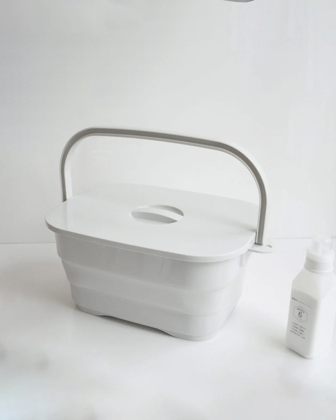 多用途摺疊 洗衣桶16L(附洗衣板) 白色｜伊勢藤 「不參與免運」