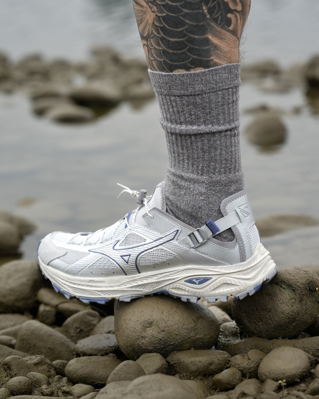 #代購 MIZUNO RACER TRAIL SE V2 越野 機能 溯溪鞋 灰銀色 D1GH261205