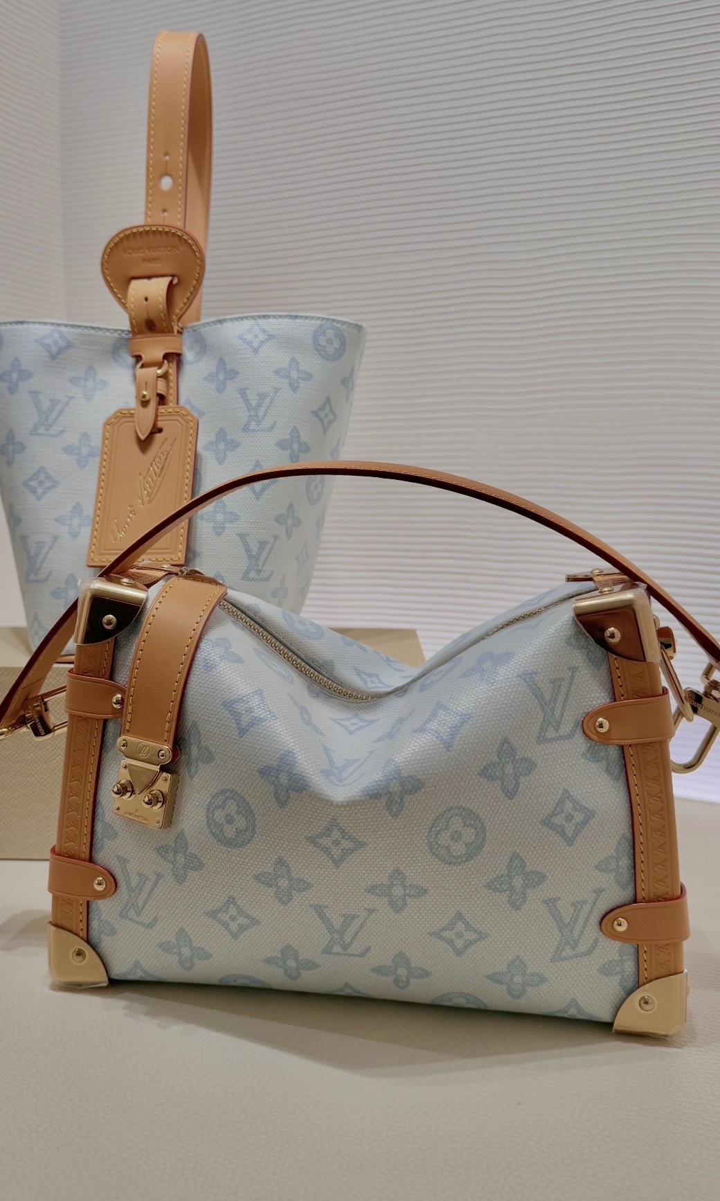 Louis Vuitton LV Side Trunk MM Bleu Courrier